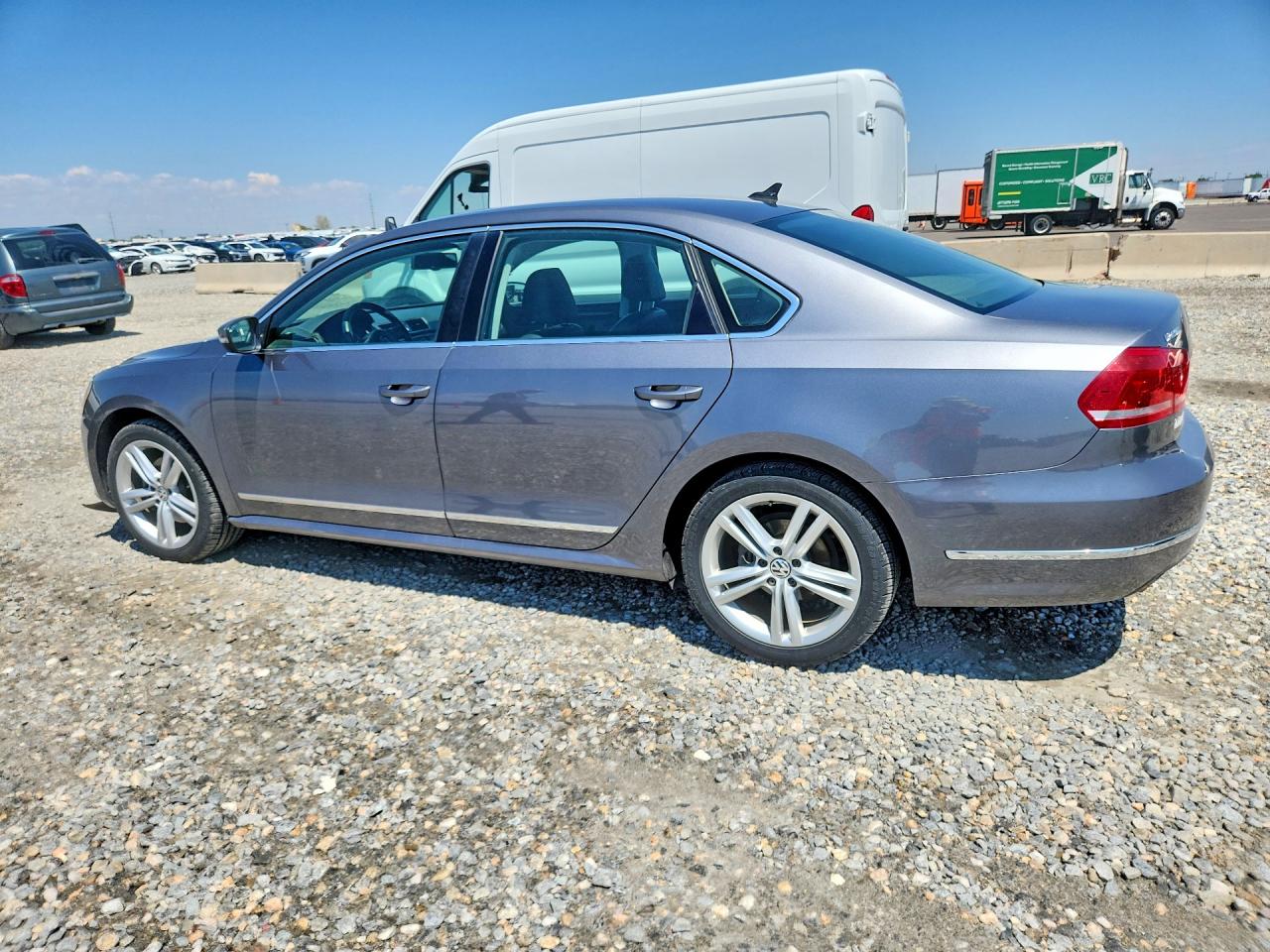 2013 Volkswagen Passat Sel Gray vin: 1VWCN7A32DC123154