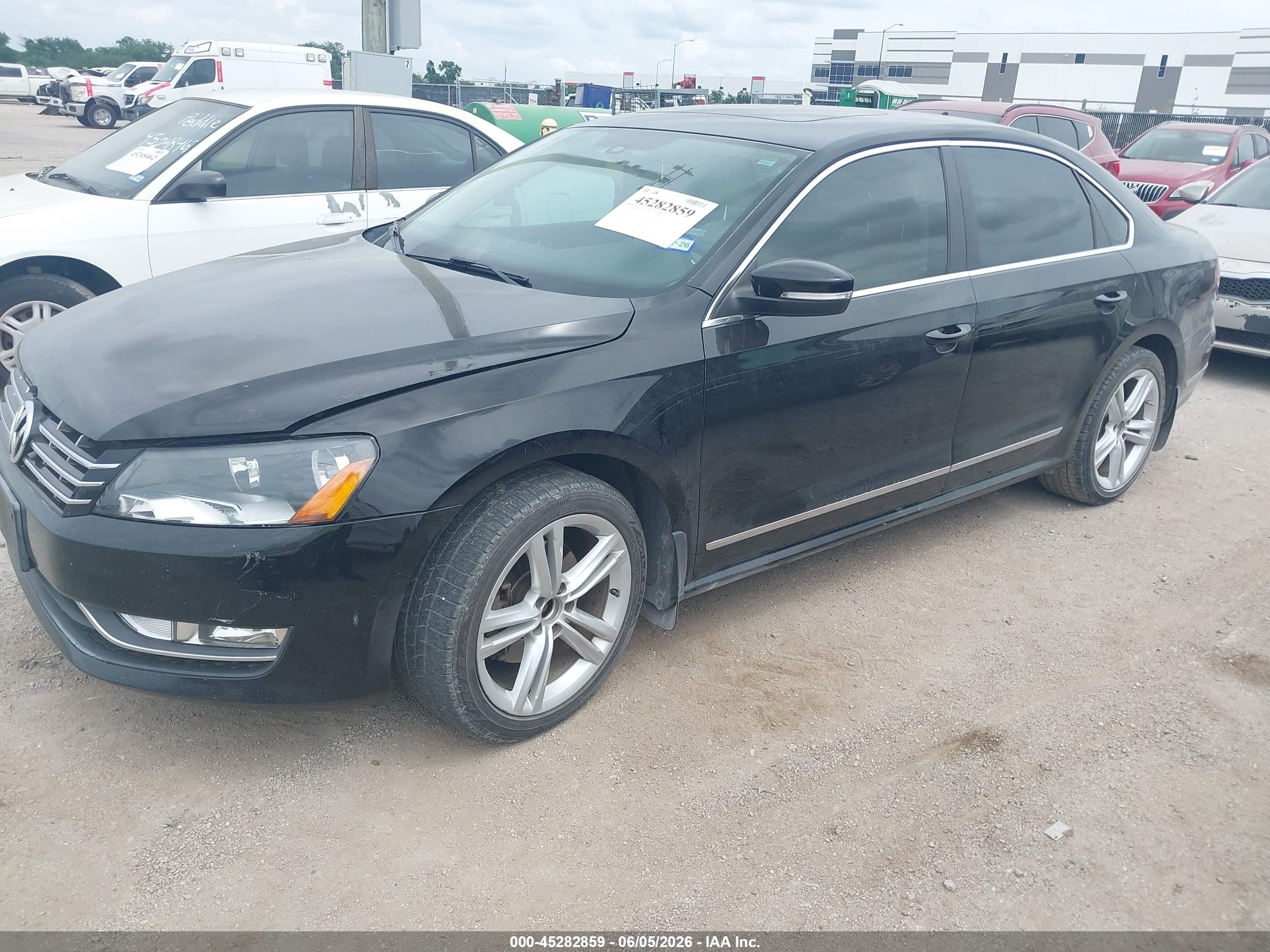 2014 Volkswagen Passat 2.0l Tdi Sel Premium Black vin: 1VWCN7A32EC070473