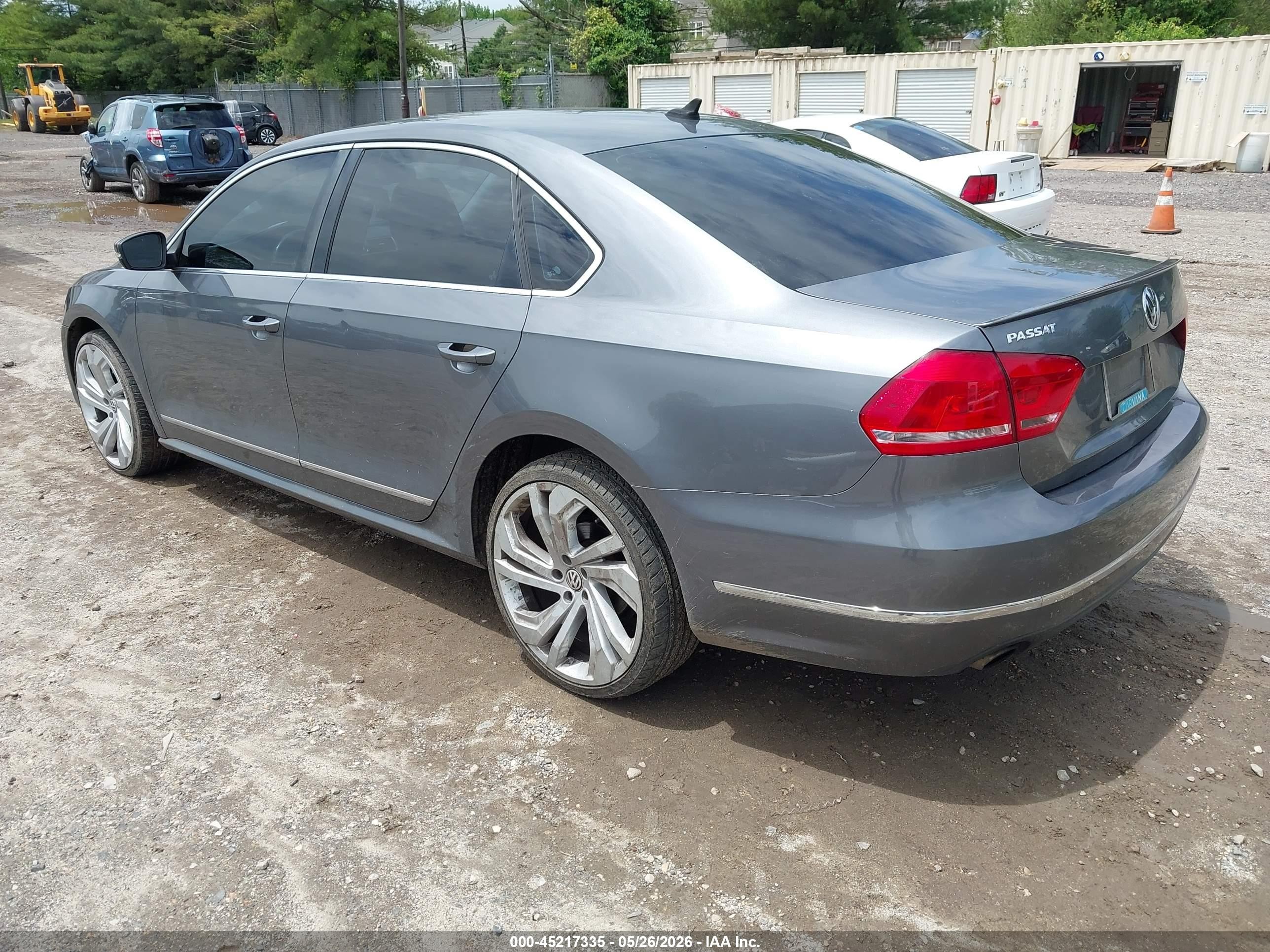 2014 Volkswagen Passat 2.0l Tdi Sel Premium Gray vin: 1VWCN7A32EC120014