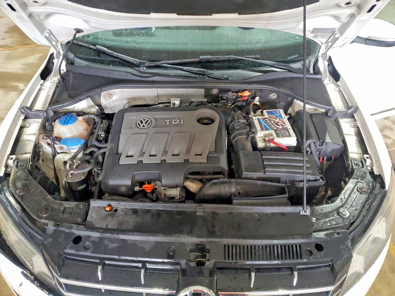 2013 Volkswagen Passat Sel Белый vin: 1VWCN7A33DC045564