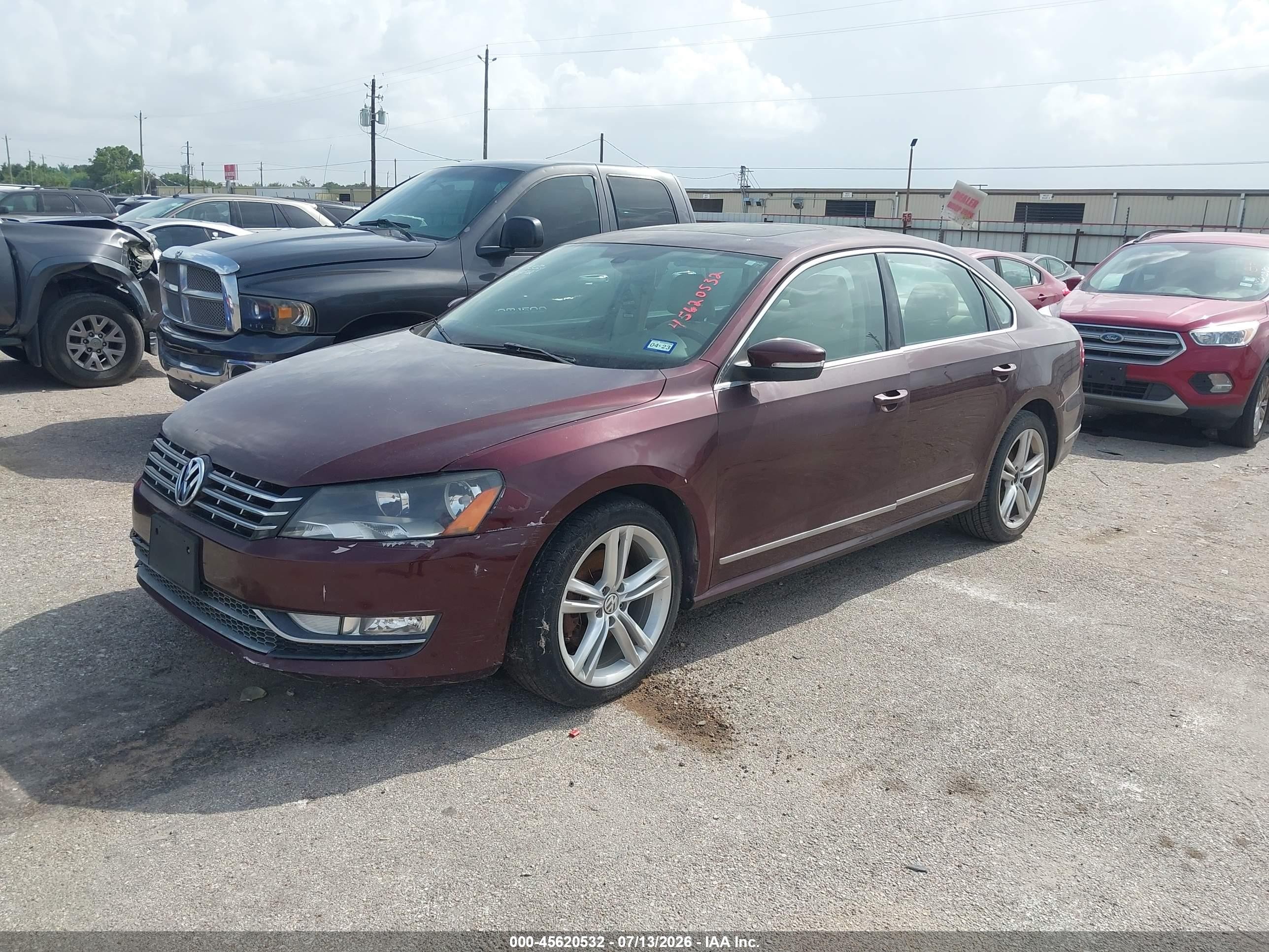 2013 Volkswagen Passat 2.0l Tdi Sel Premium Maroon vin: 1VWCN7A33DC058900