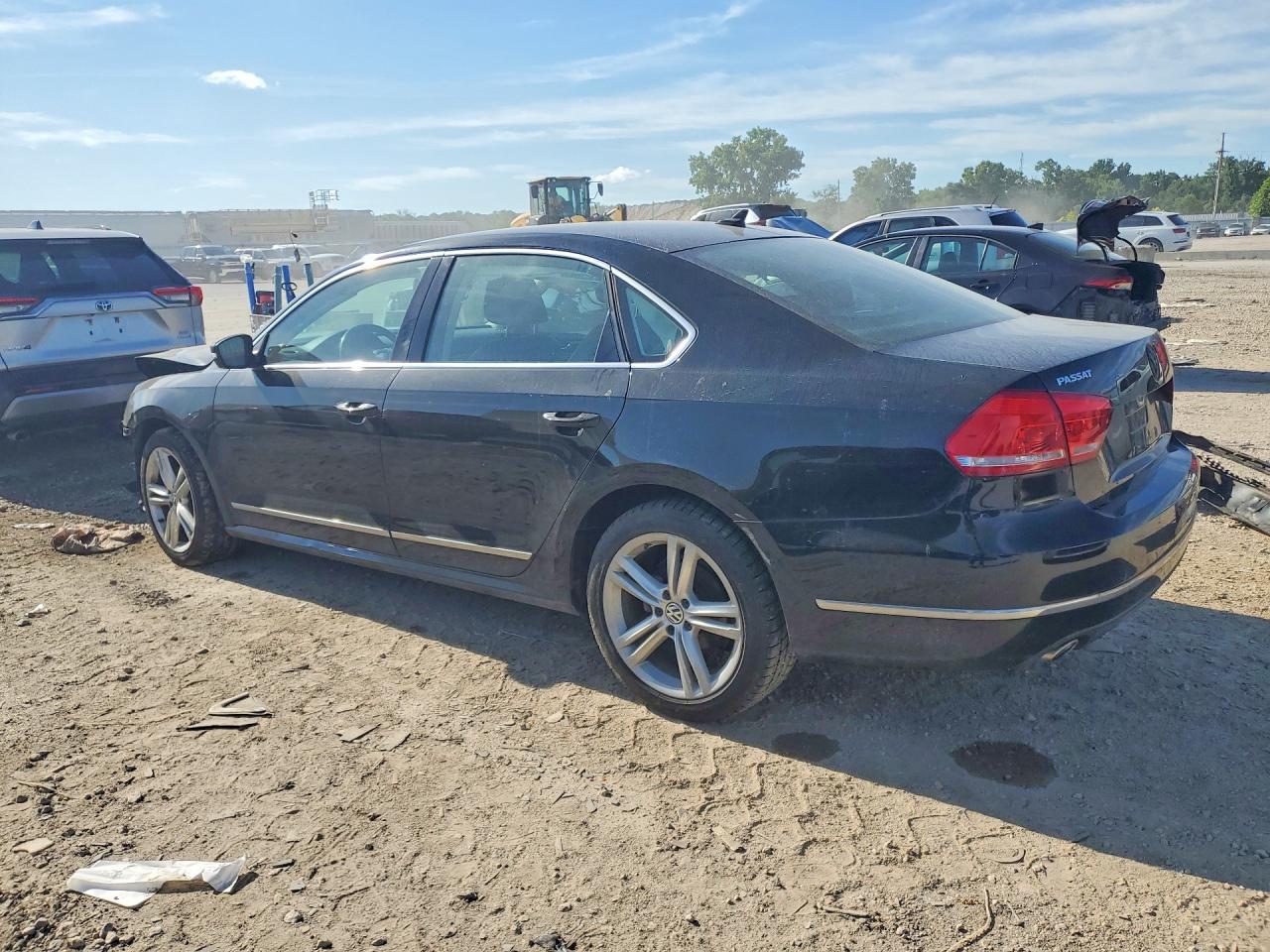 2013 Volkswagen Passat Sel Black vin: 1VWCN7A33DC111532