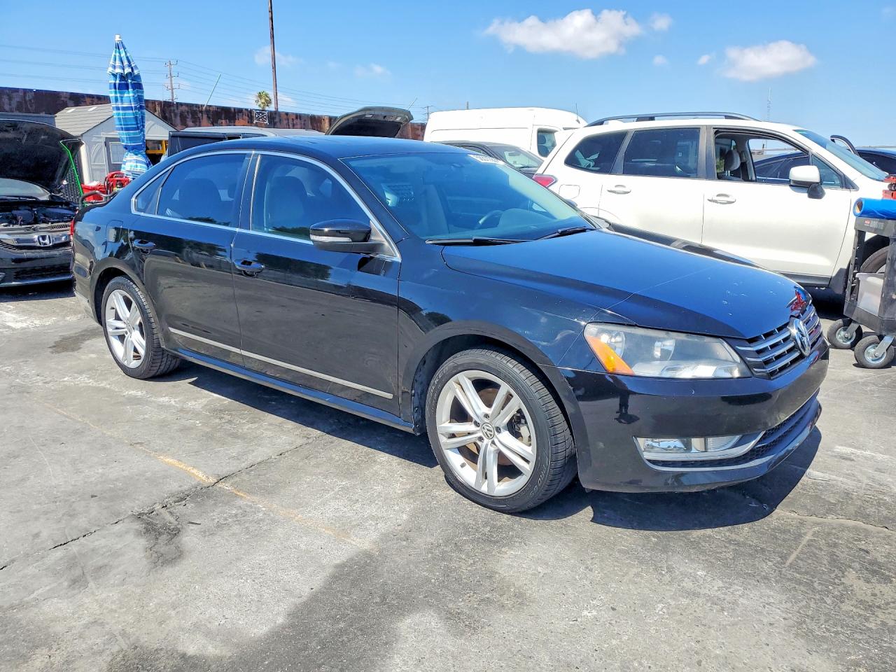 2014 Volkswagen Passat Sel Black vin: 1VWCN7A33EC047607