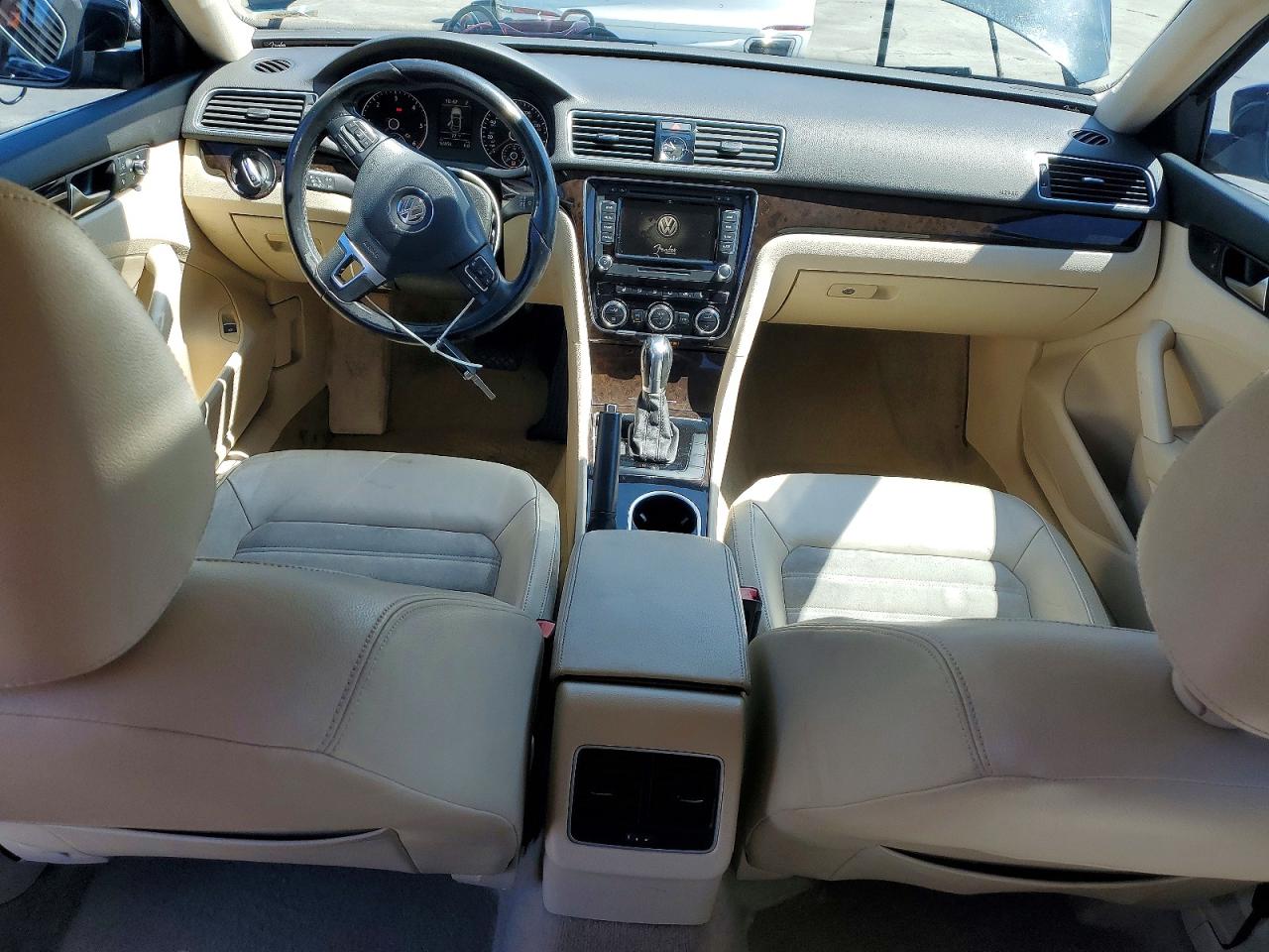 2014 Volkswagen Passat Sel Black vin: 1VWCN7A33EC047607
