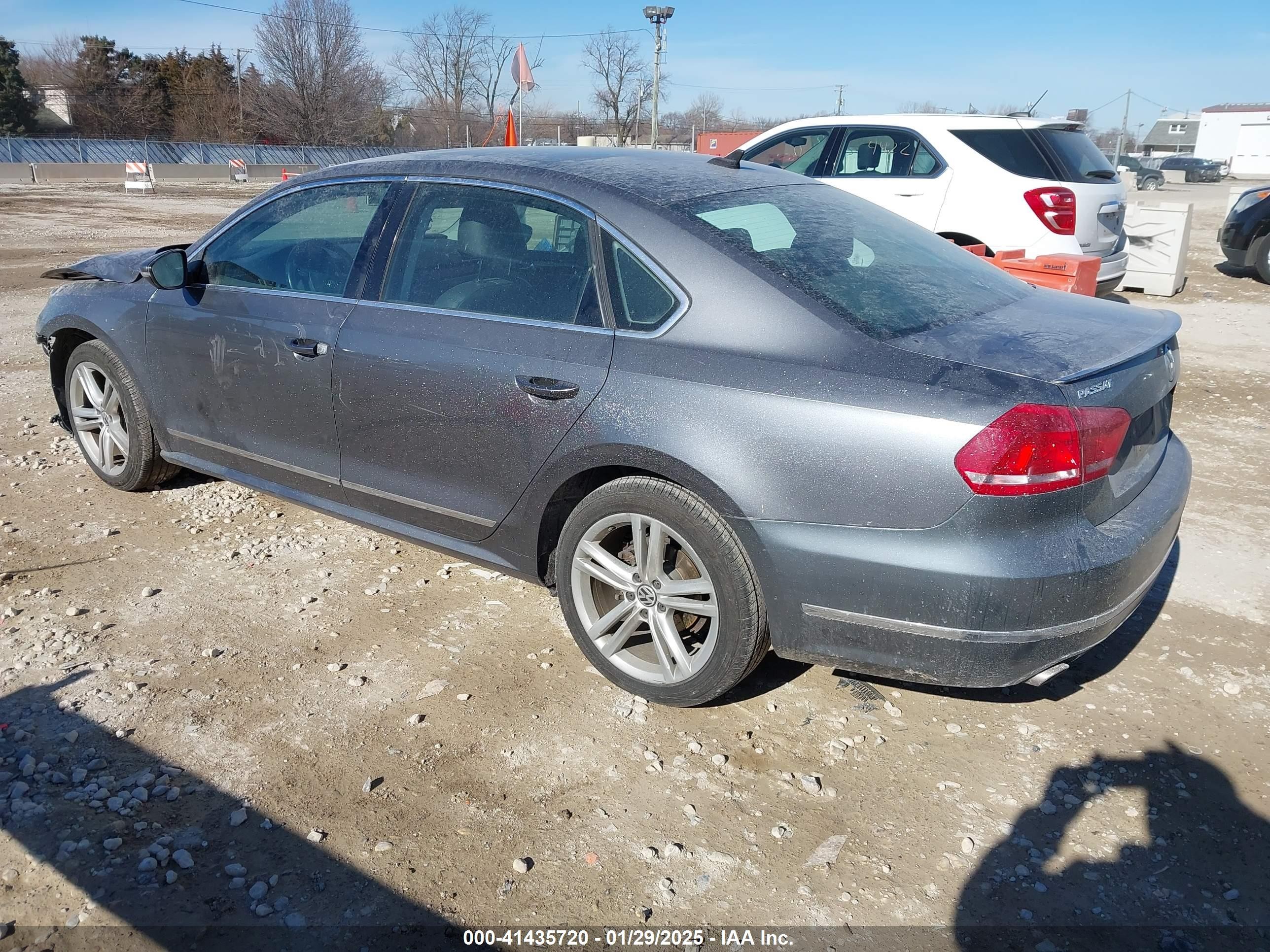 2012 Volkswagen Passat 2.0l Tdi Sel Premium Gray vin: 1VWCN7A34CC053719
