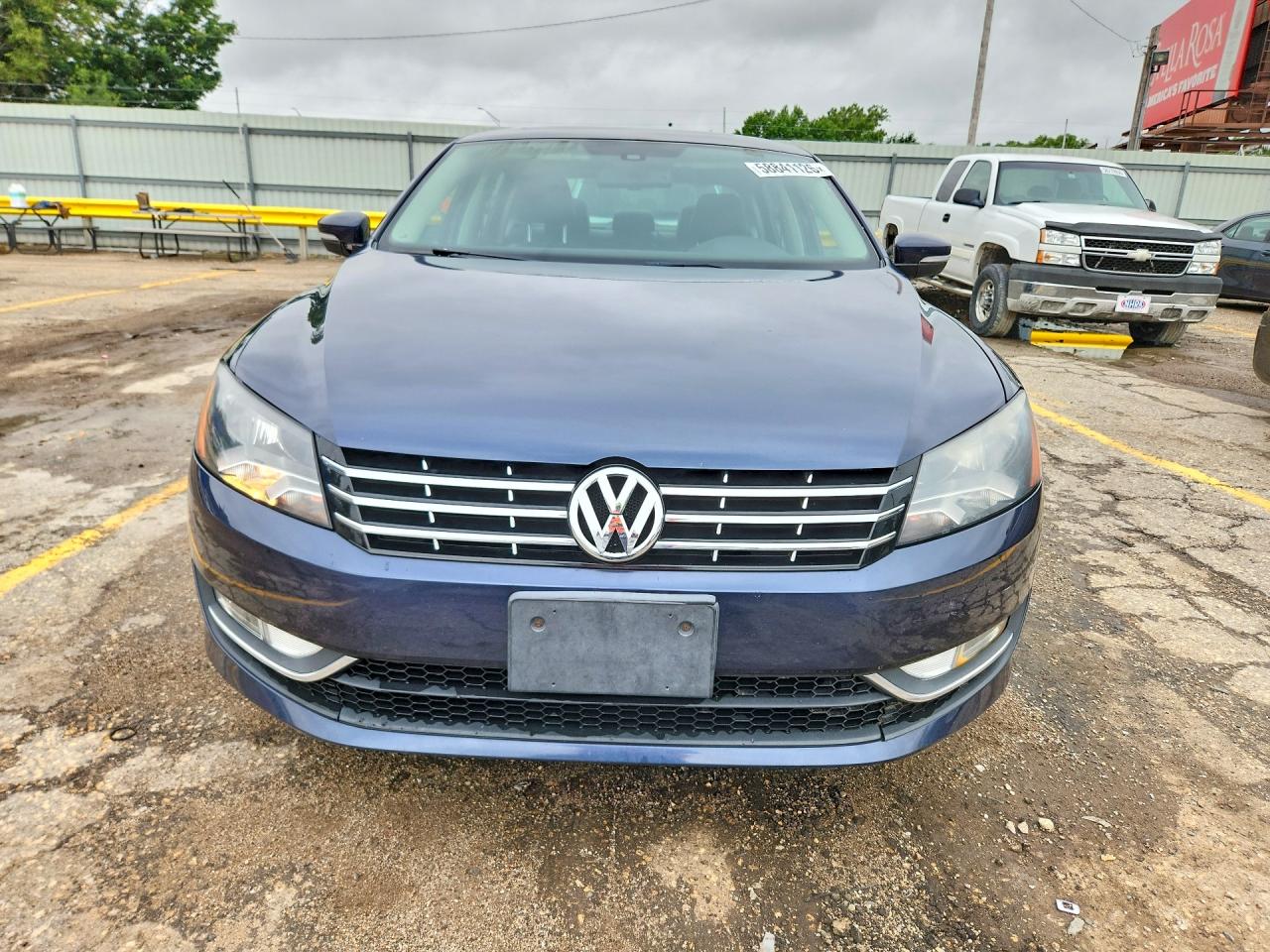 2014 Volkswagen Passat Sel Blue vin: 1VWCN7A34EC048362
