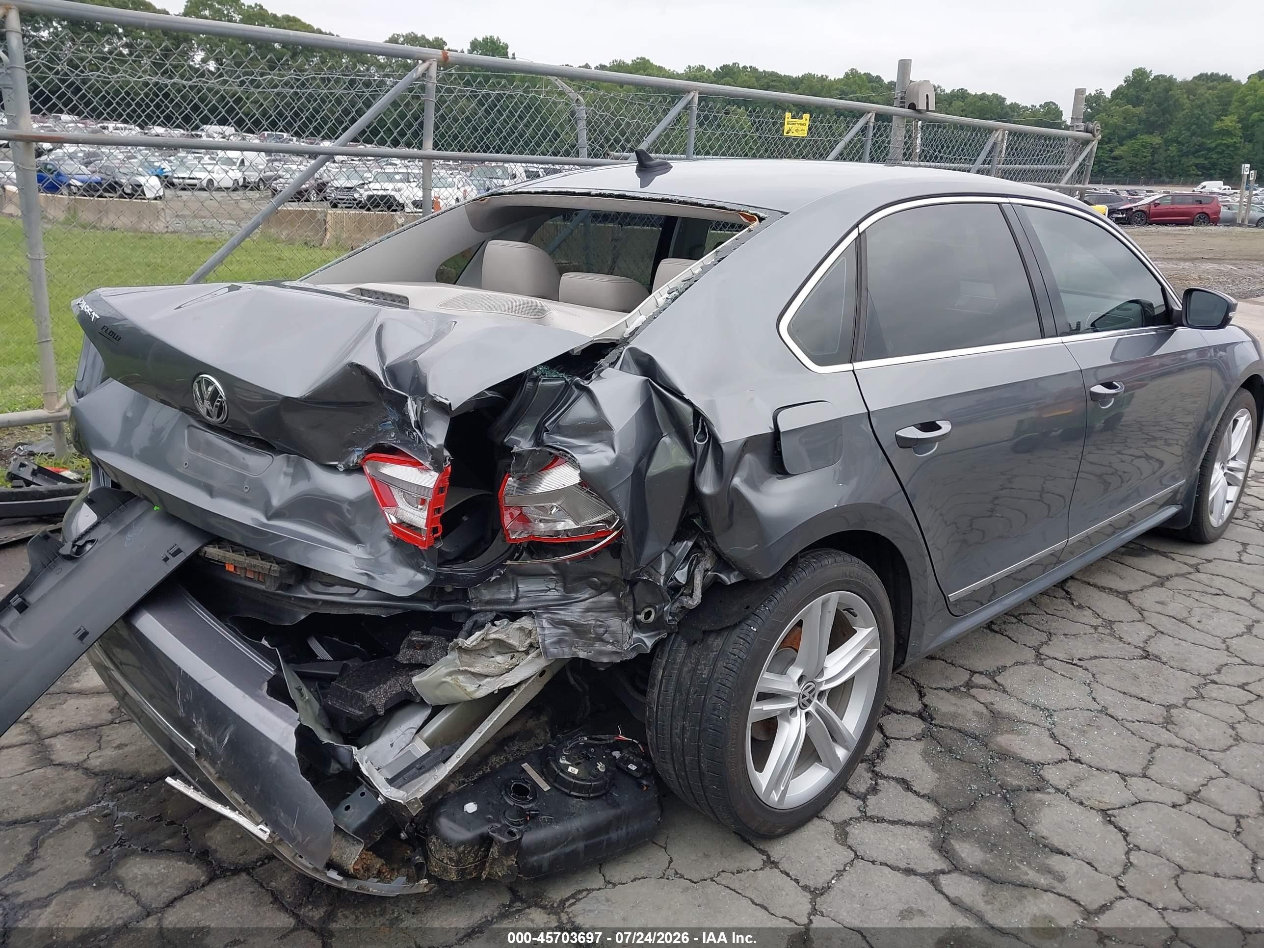 2014 Volkswagen Passat 2.0l Tdi Sel Premium Gray vin: 1VWCN7A34EC062777