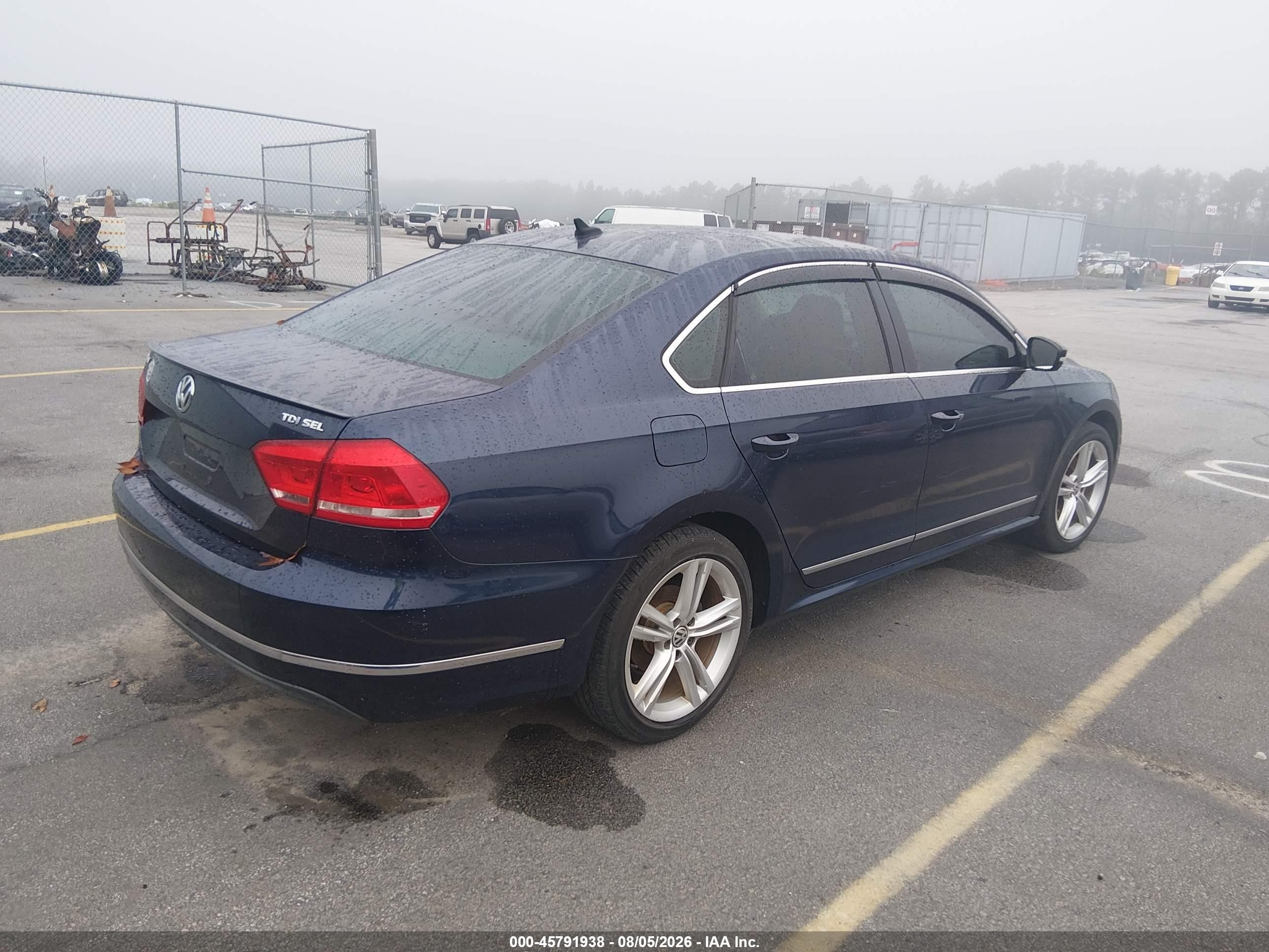 2014 Volkswagen Passat 2.0l Tdi Sel Premium Blue vin: 1VWCN7A34EC068286