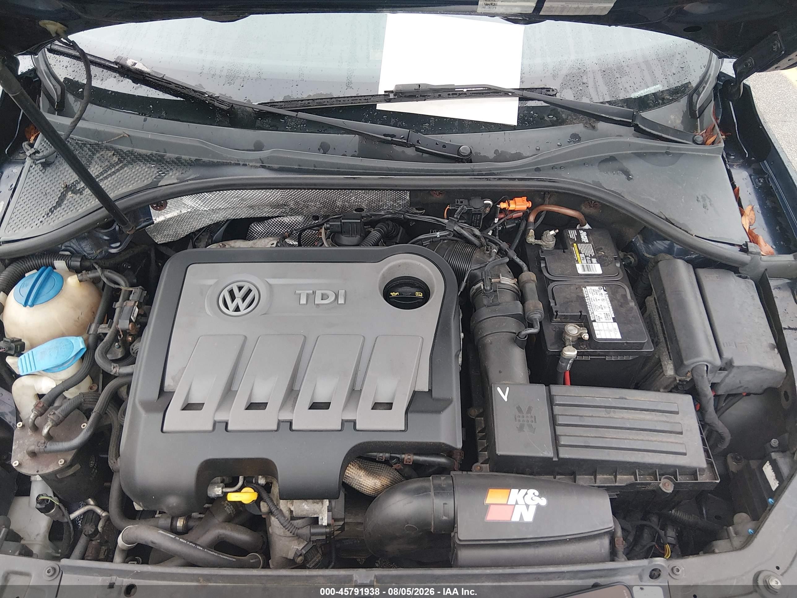 2014 Volkswagen Passat 2.0l Tdi Sel Premium Blue vin: 1VWCN7A34EC068286