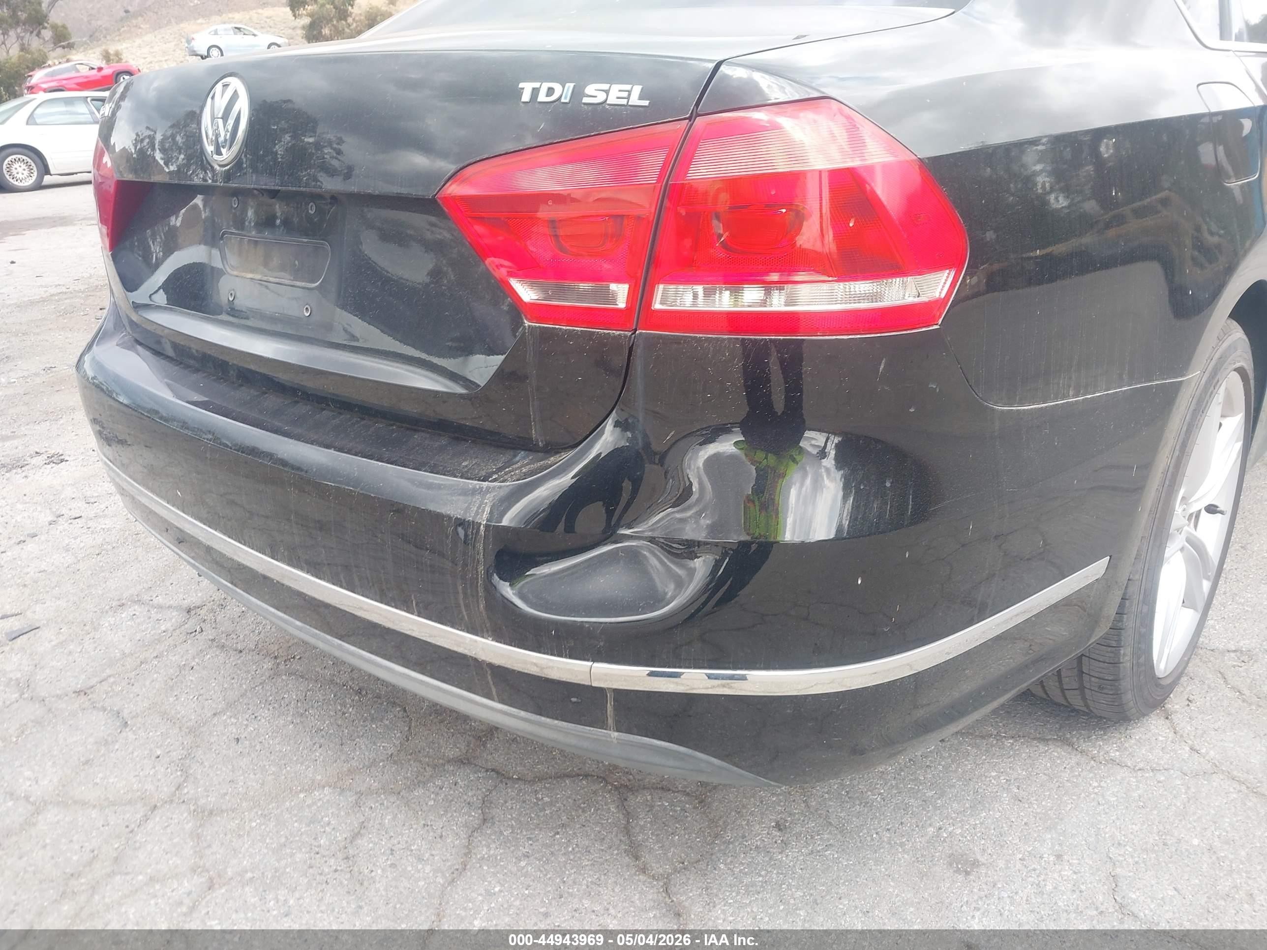 2014 Volkswagen Passat 2.0l Tdi Sel Premium Черный vin: 1VWCN7A34EC097836
