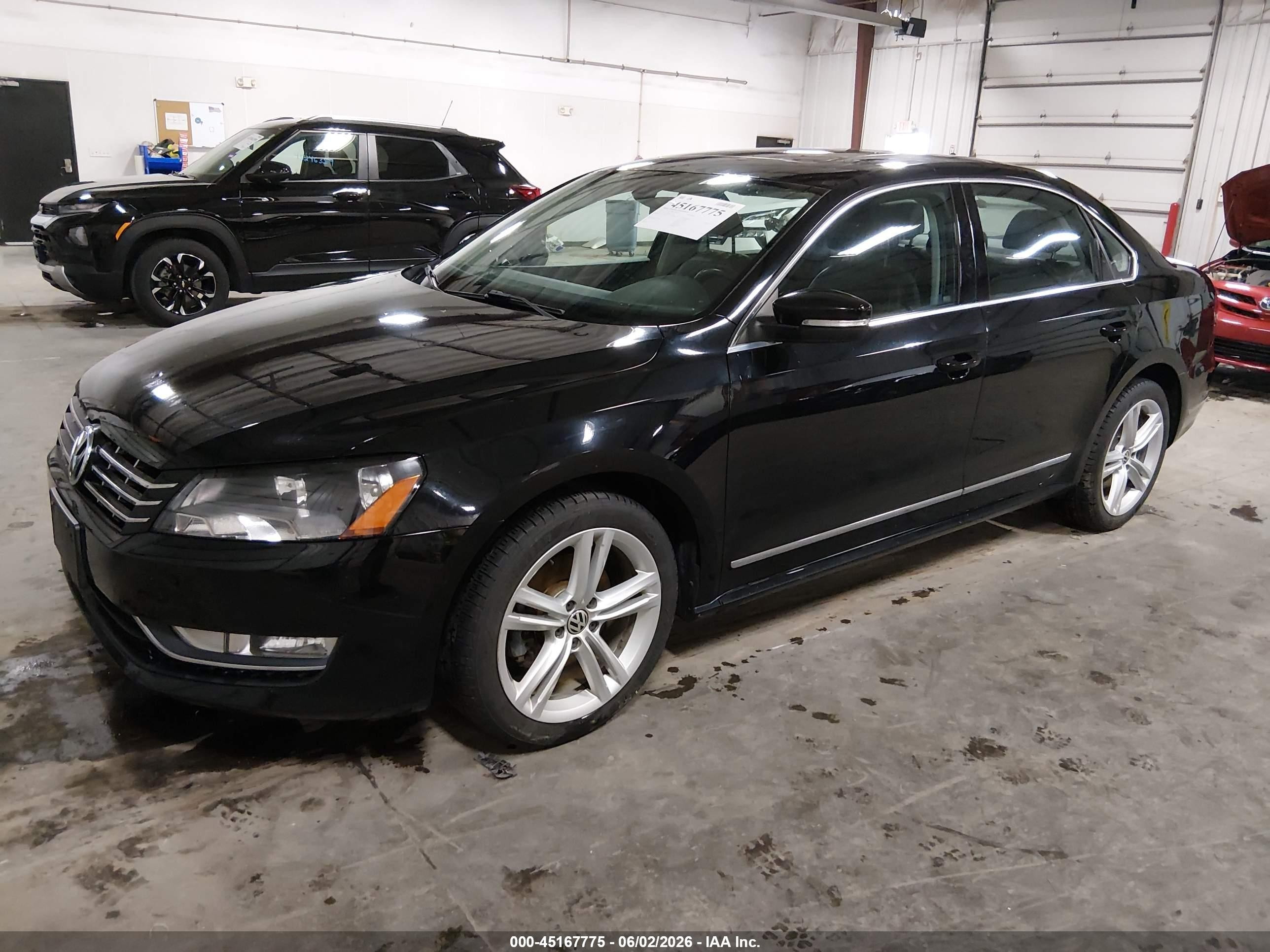 2013 Volkswagen Passat 2.0l Tdi Sel Premium Black vin: 1VWCN7A35DC011335