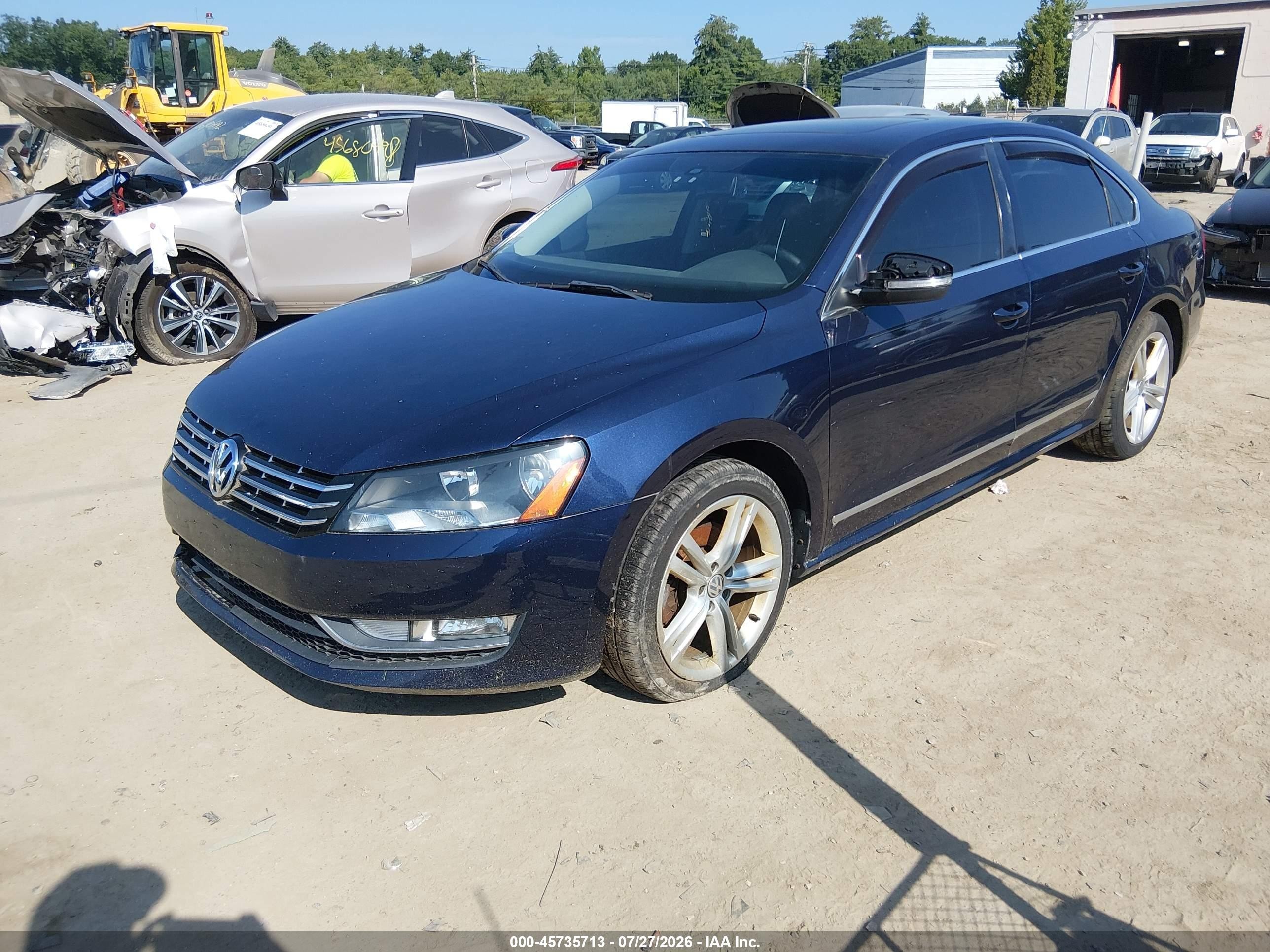2013 Volkswagen Passat 2.0l Tdi Sel Premium Blue vin: 1VWCN7A35DC052810
