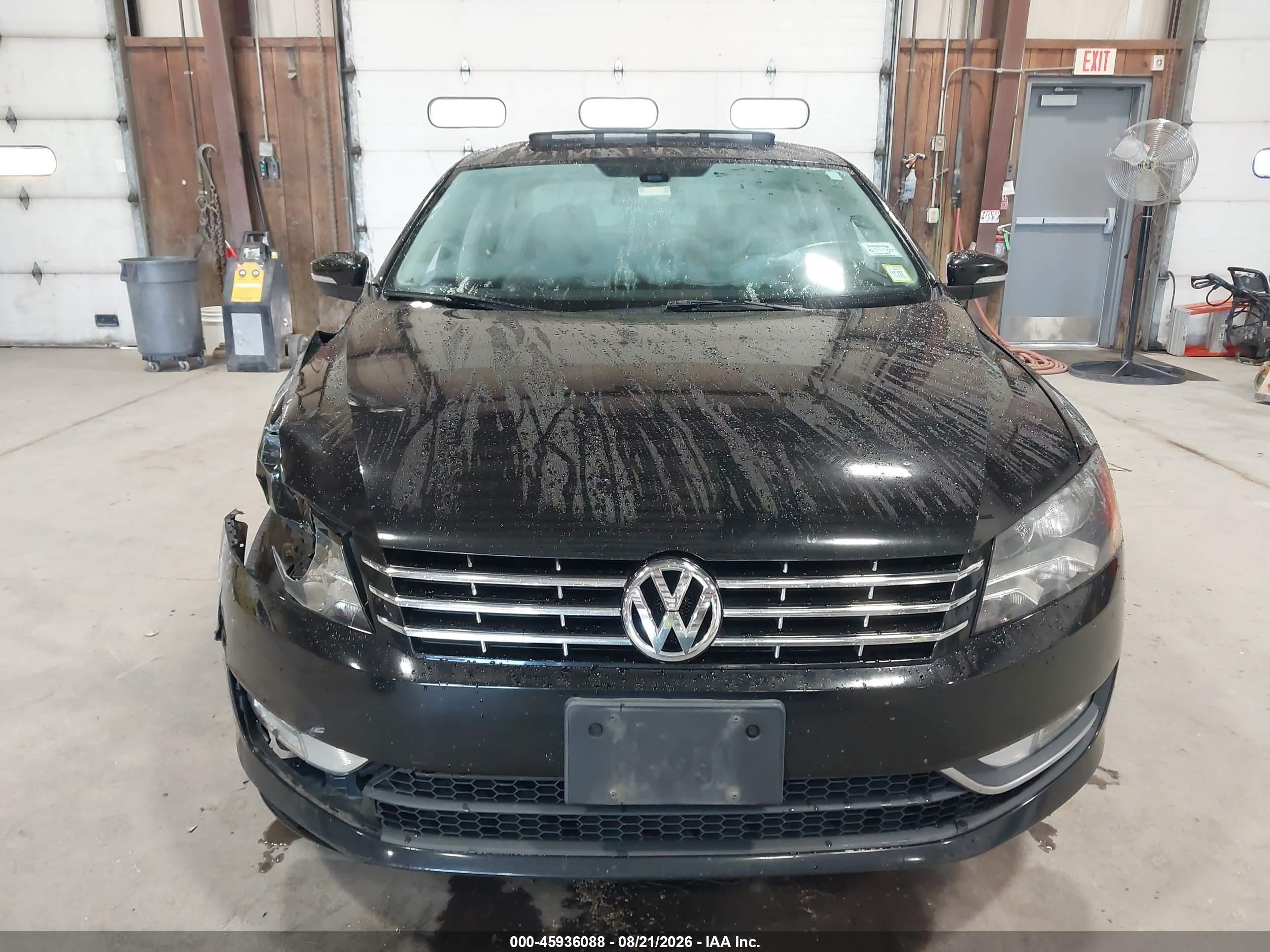 2013 Volkswagen Passat 2.0l Tdi Sel Premium Черный vin: 1VWCN7A35DC100001
