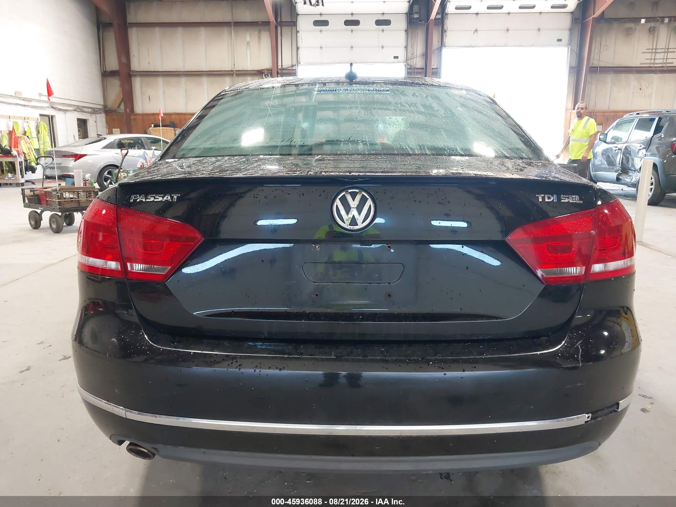 2013 Volkswagen Passat 2.0l Tdi Sel Premium Черный vin: 1VWCN7A35DC100001