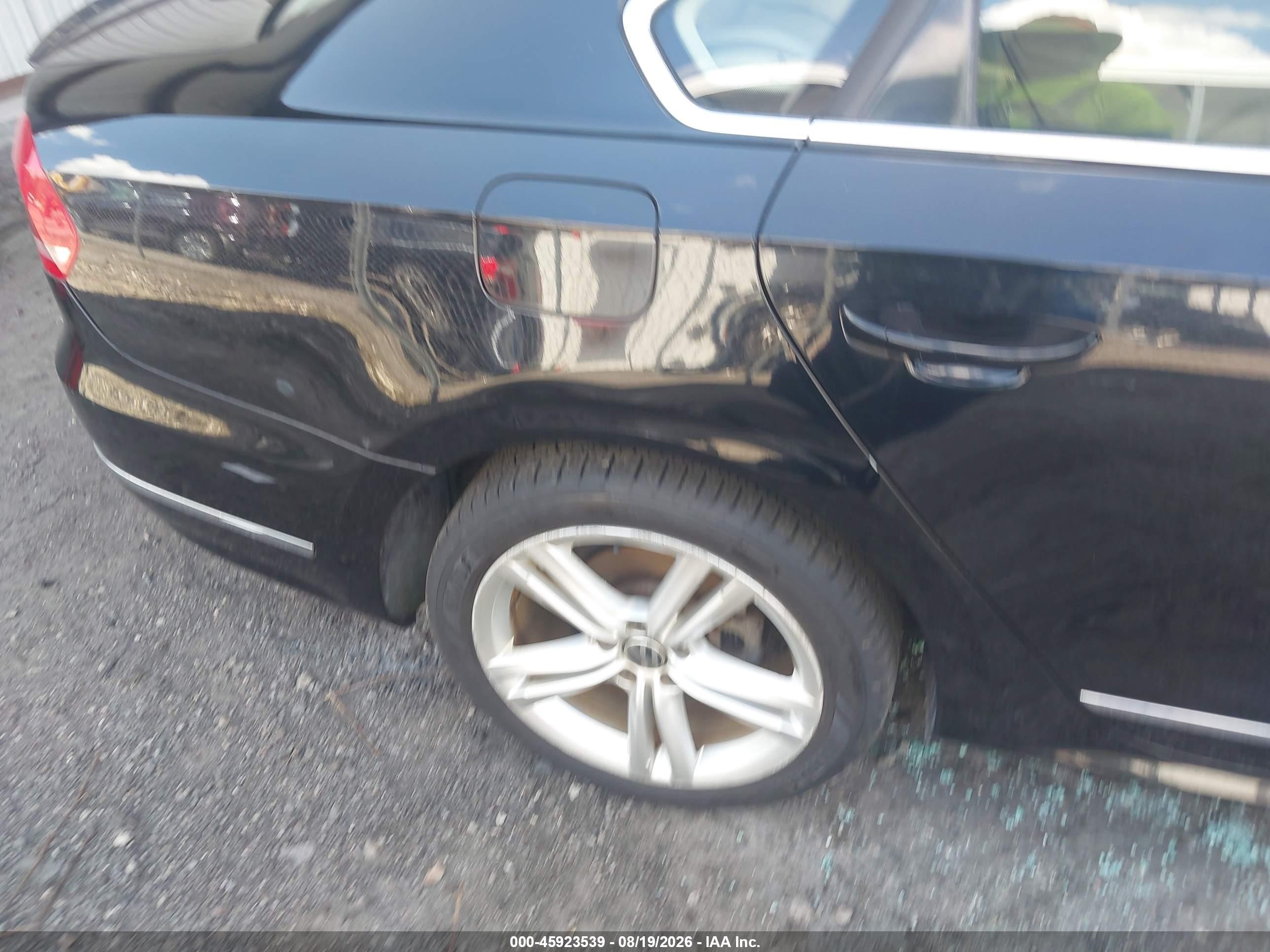 2014 Volkswagen Passat 2.0l Tdi Sel Premium Black vin: 1VWCN7A35EC049844