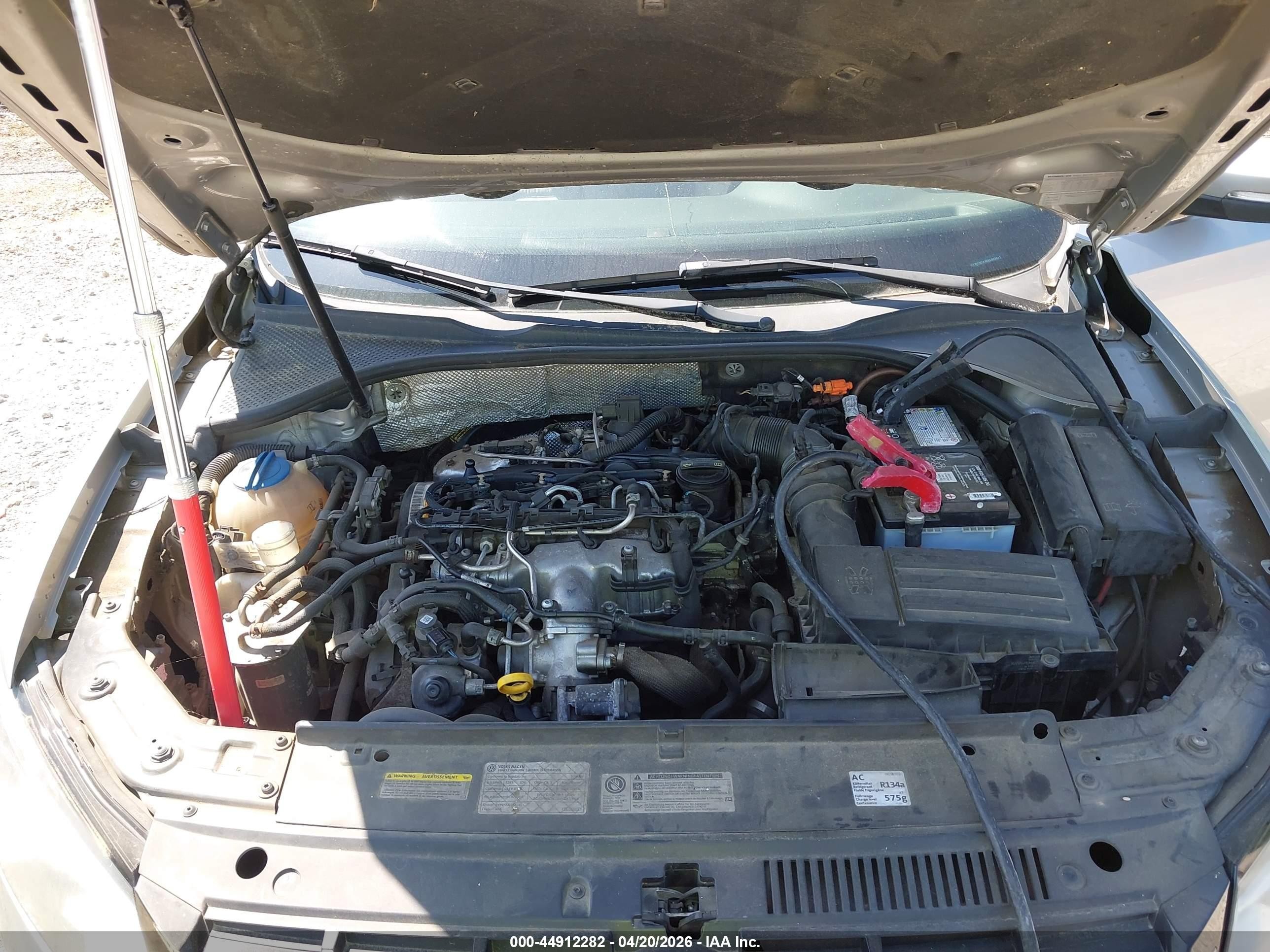 2014 Volkswagen Passat 2.0l Tdi Sel Premium Золотой vin: 1VWCN7A35EC052517