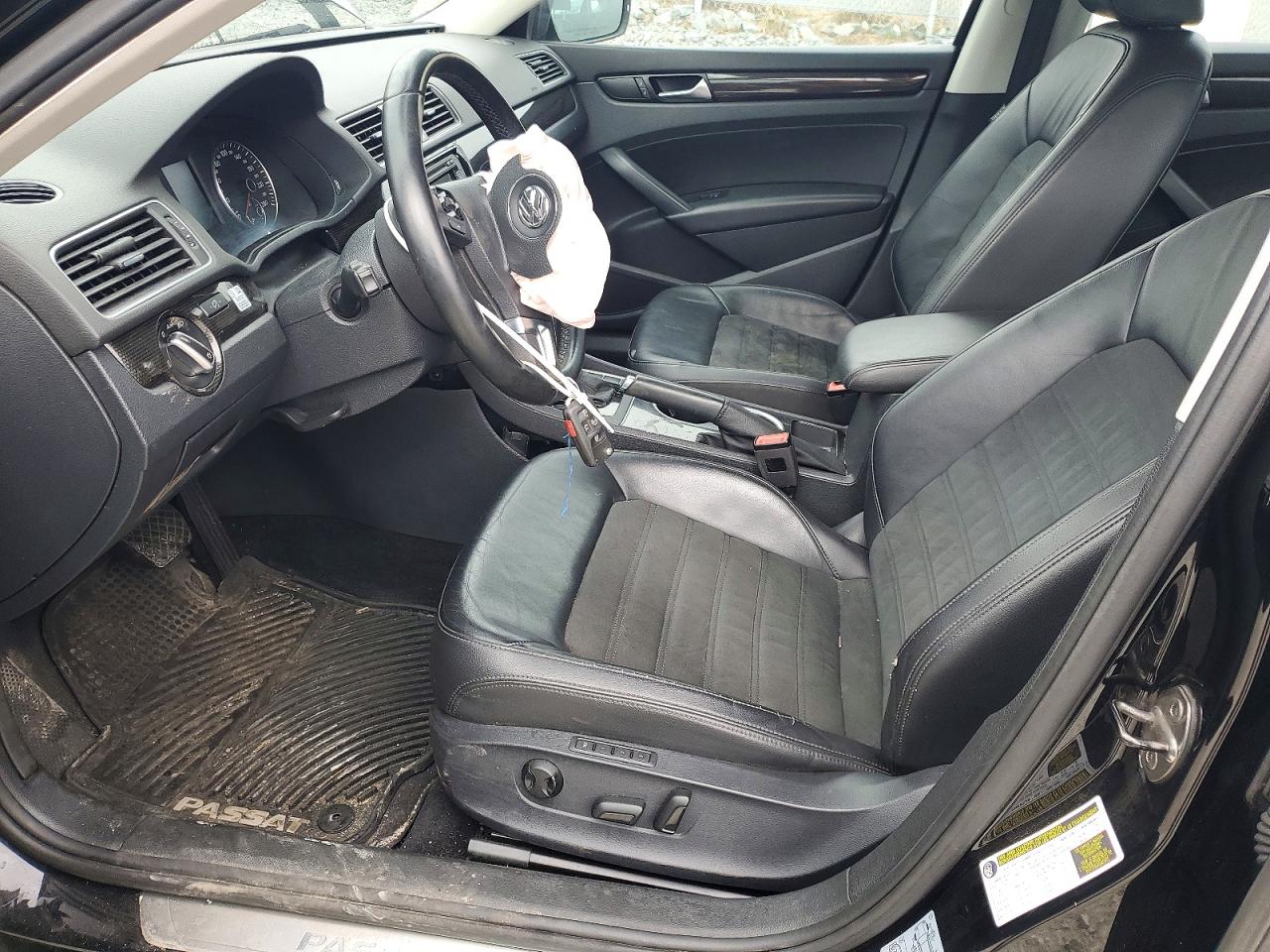 2014 Volkswagen Passat Sel Black vin: 1VWCN7A35EC071472