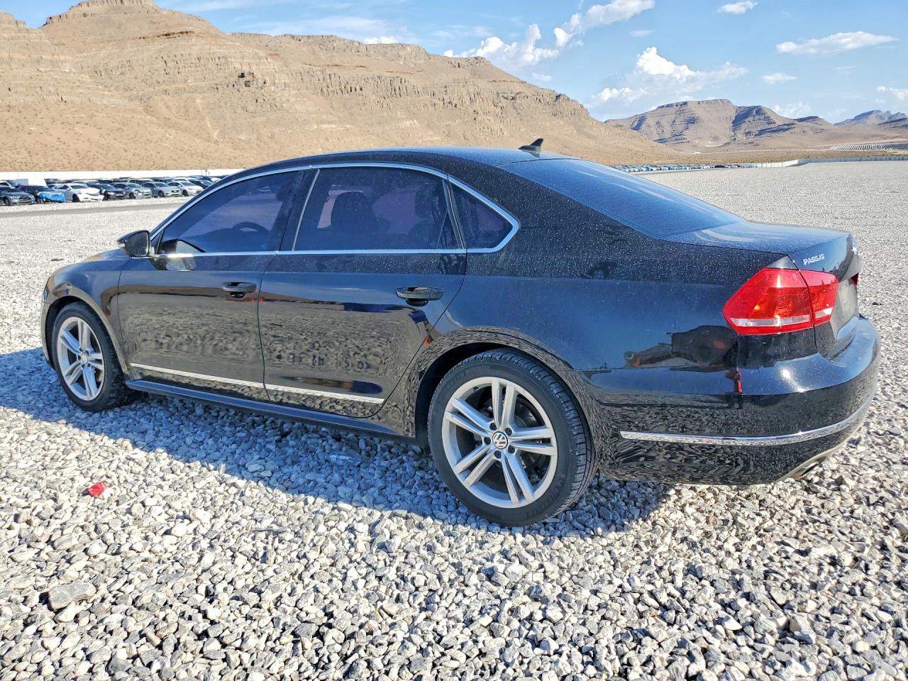 2012 Volkswagen Passat Sel Black vin: 1VWCN7A36CC010323
