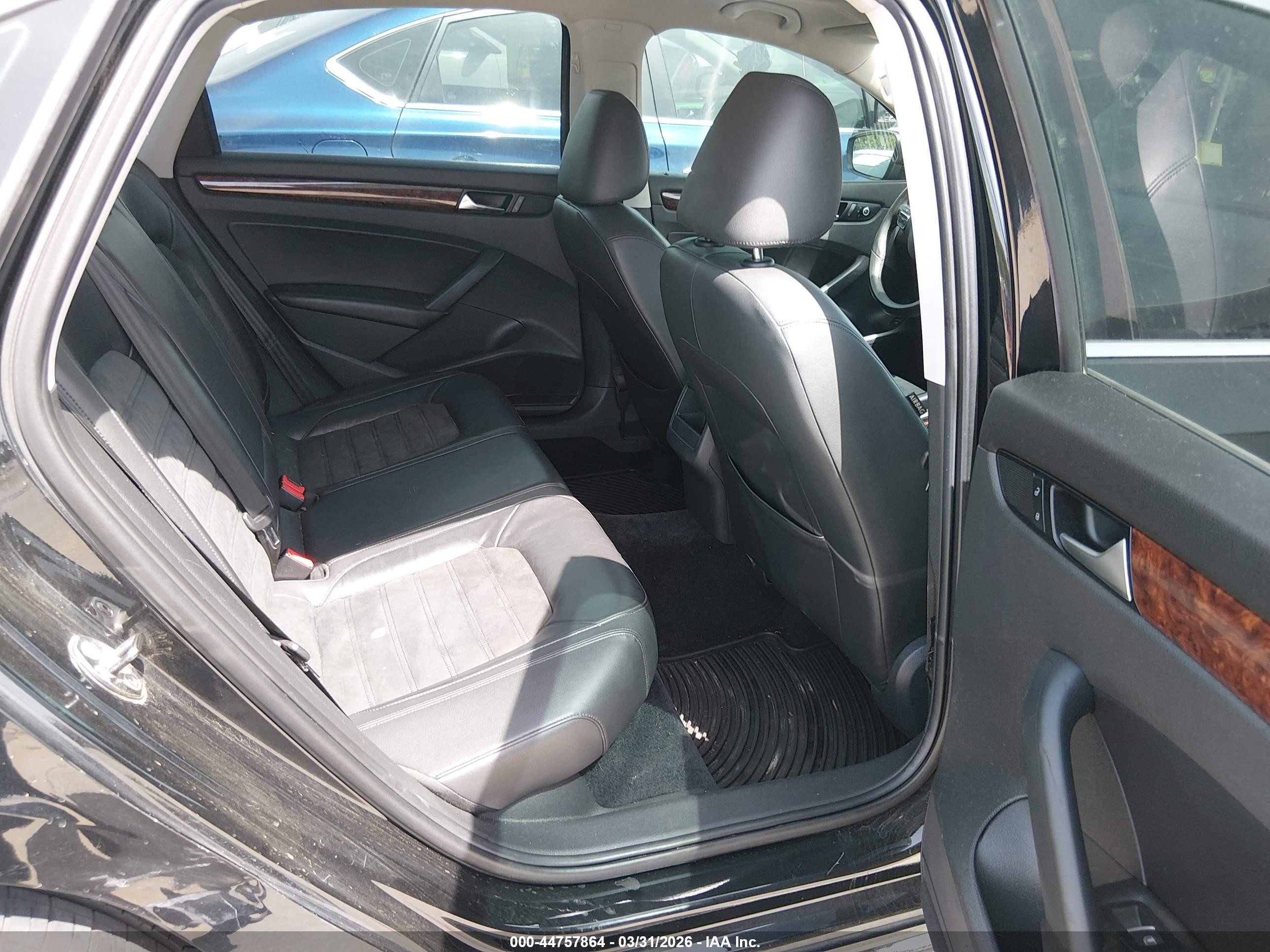 2012 Volkswagen Passat 2.0l Tdi Sel Premium Black vin: 1VWCN7A36CC106789
