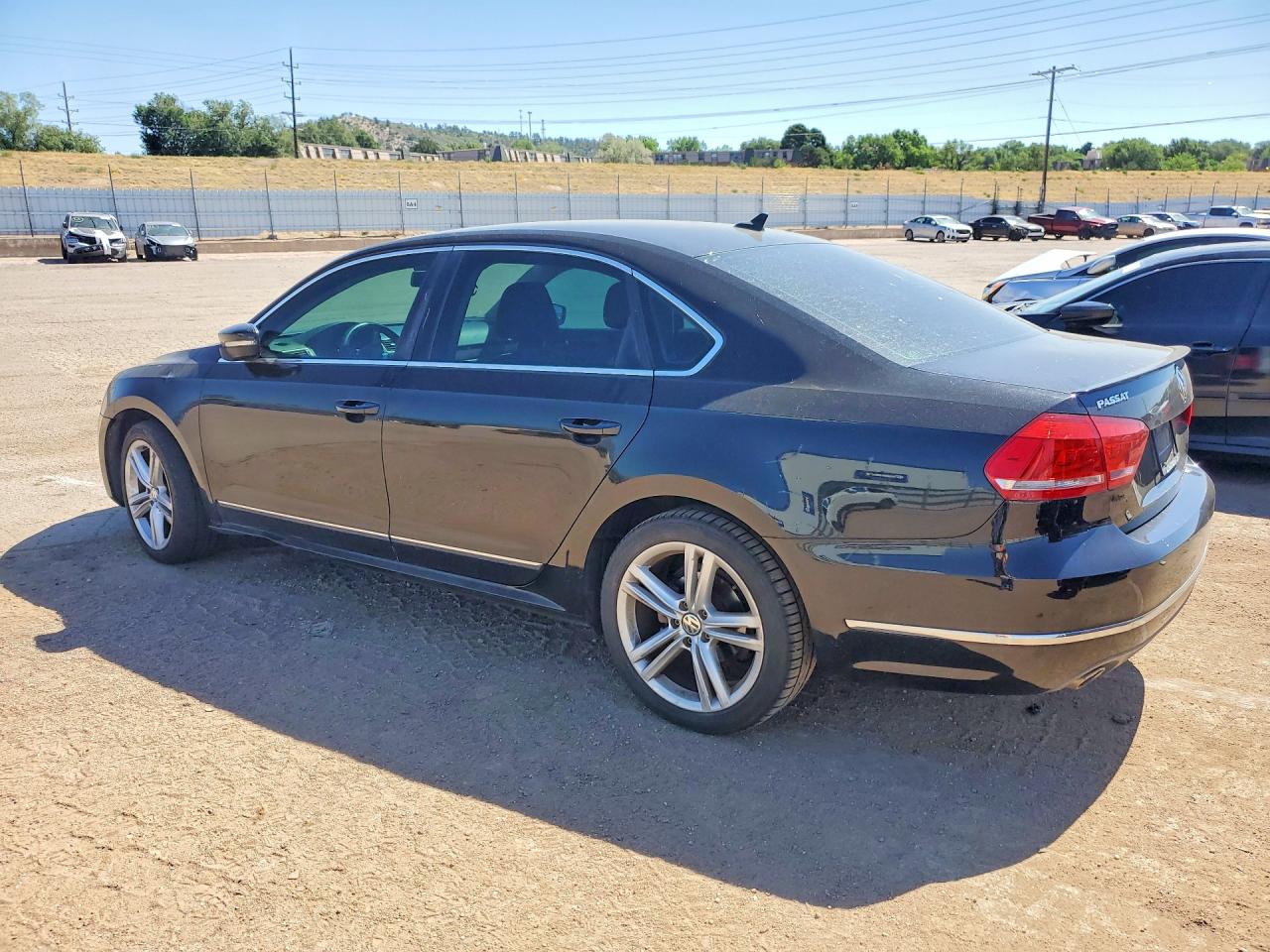 2013 Volkswagen Passat Sel Black vin: 1VWCN7A36DC050175