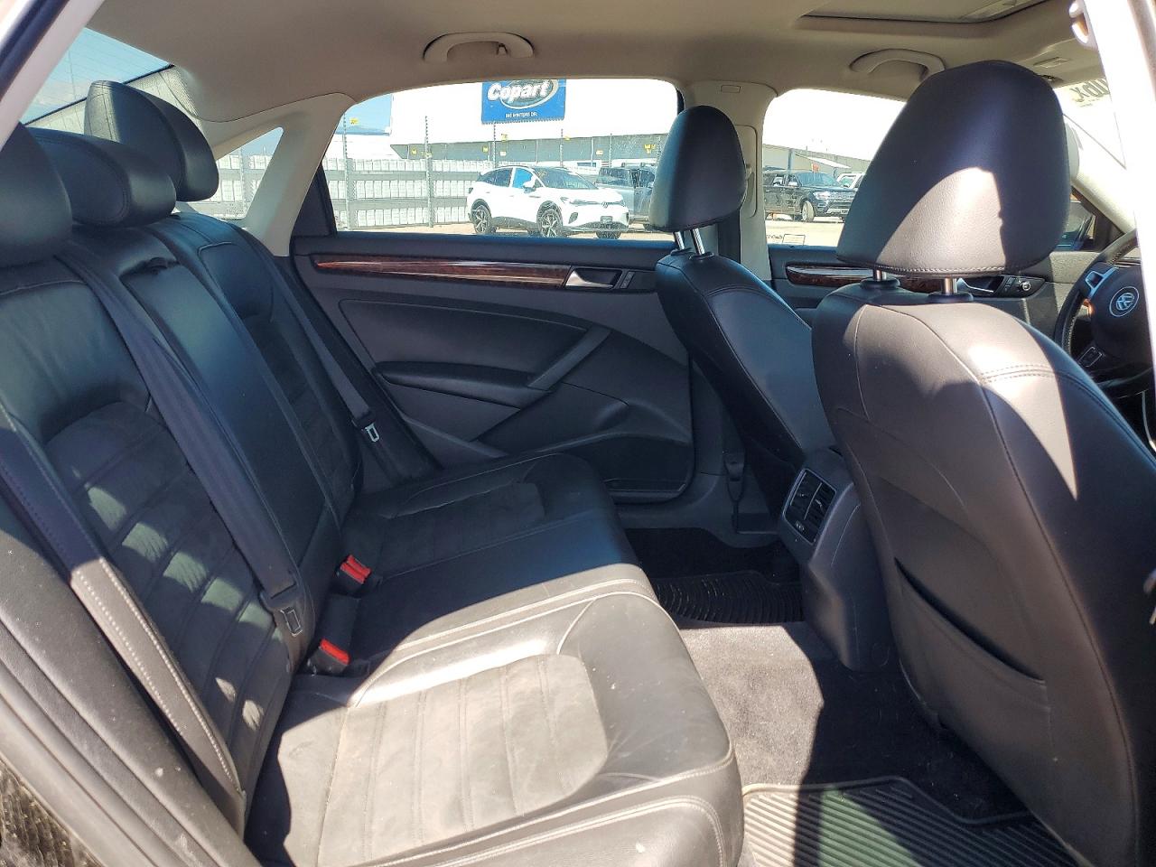 2013 Volkswagen Passat Sel Black vin: 1VWCN7A36DC050175