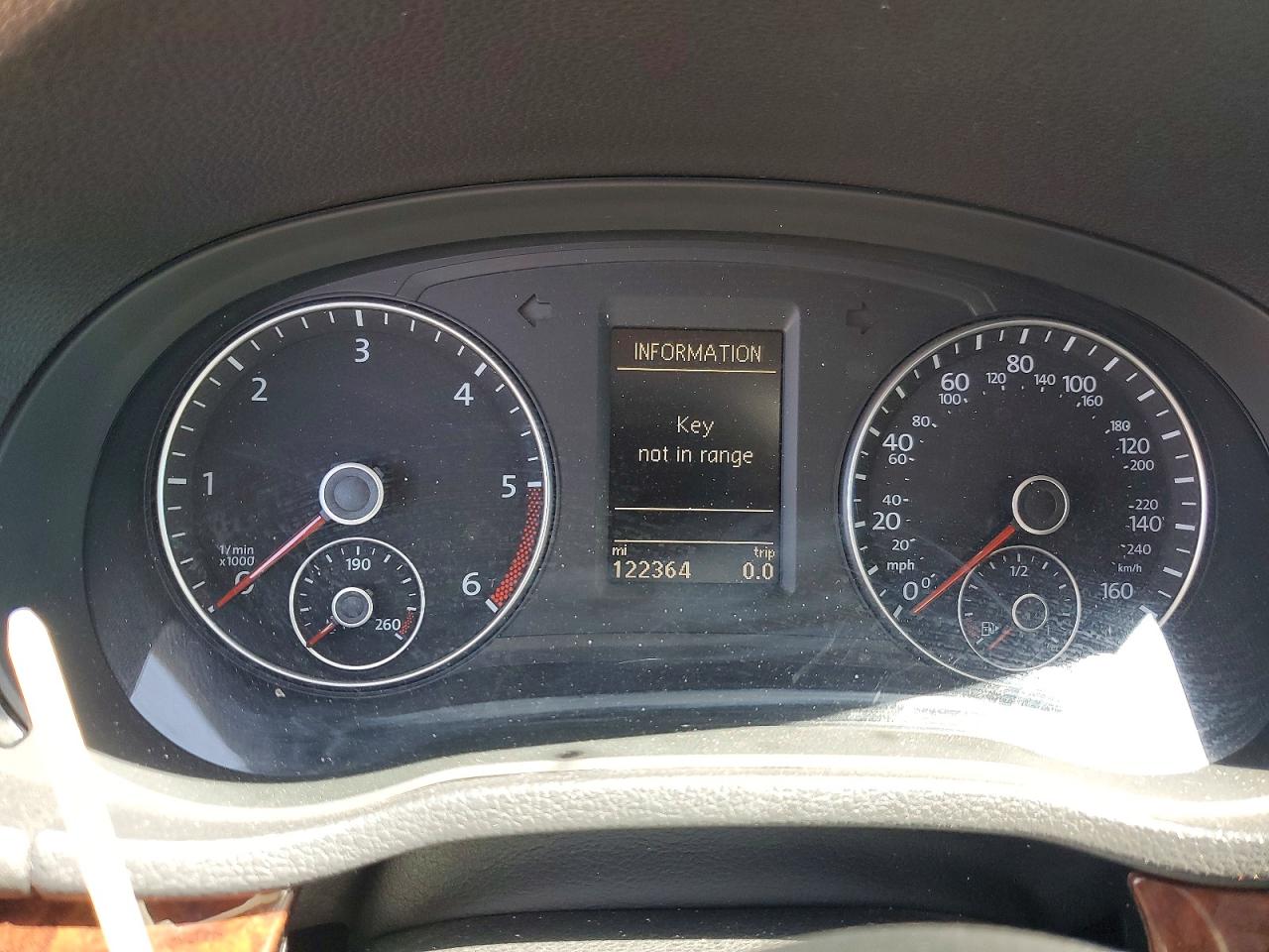 2013 Volkswagen Passat Sel Black vin: 1VWCN7A36DC050175