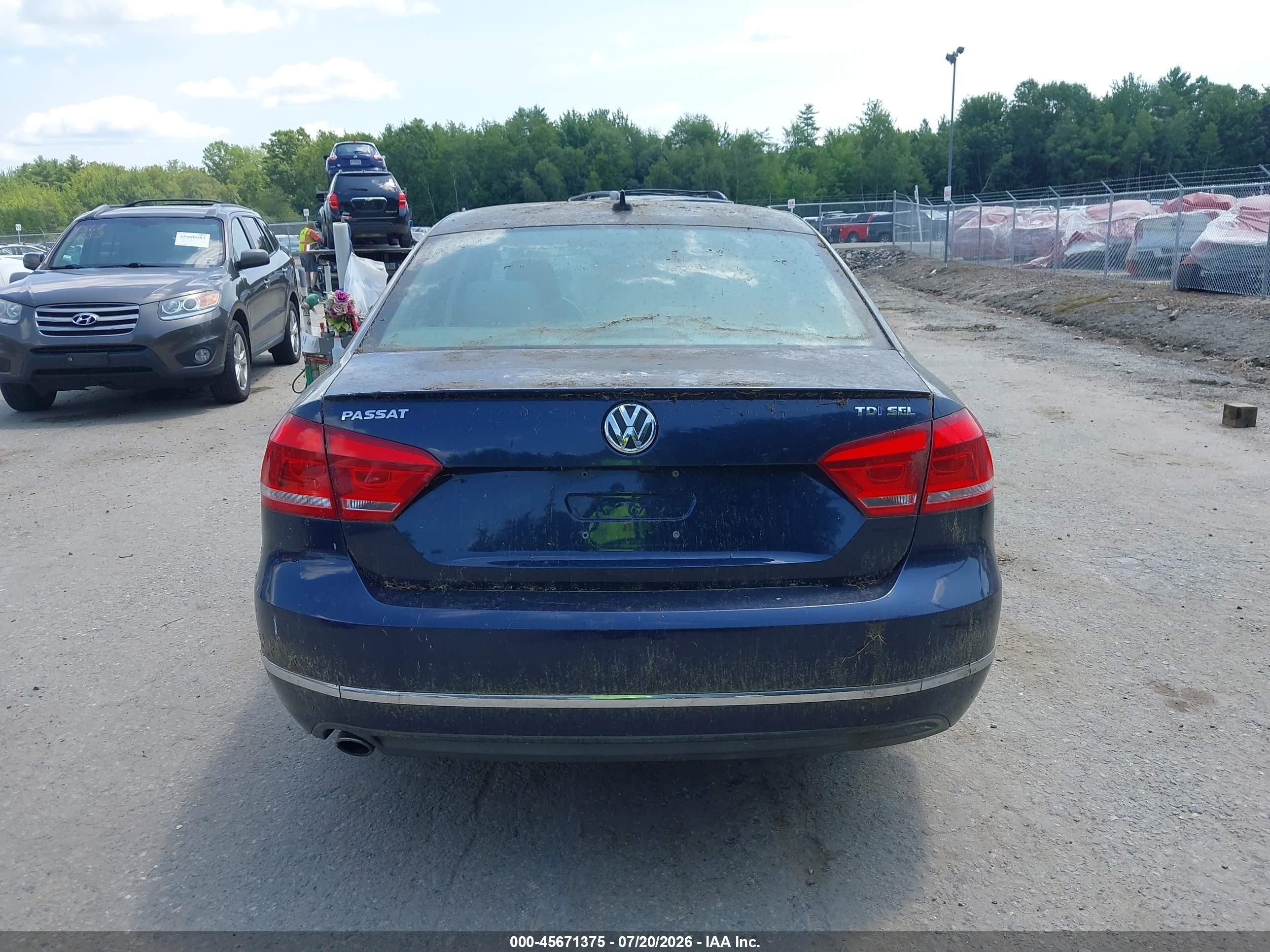 2013 Volkswagen Passat 2.0l Tdi Sel Premium Blue vin: 1VWCN7A36DC081510