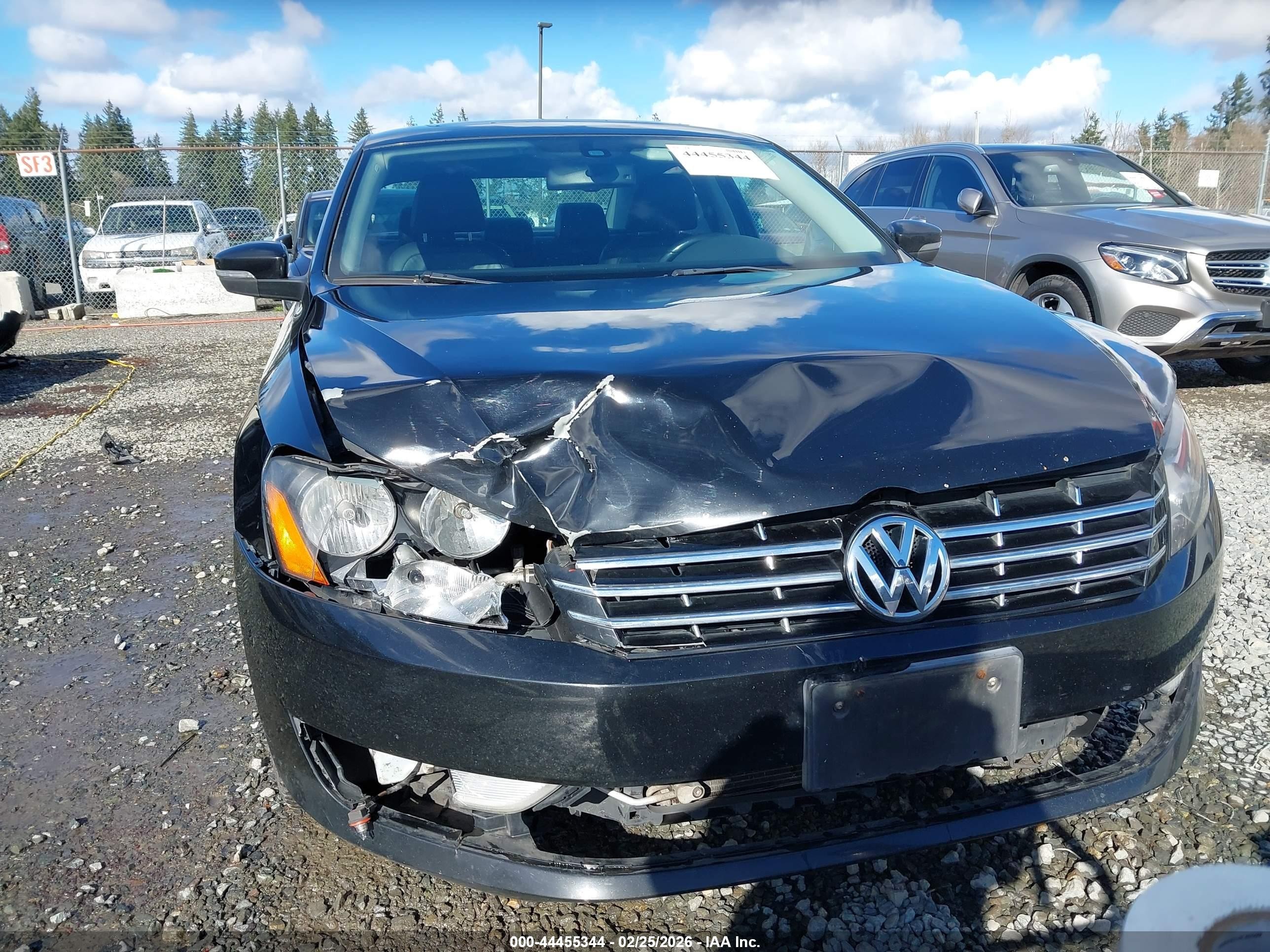 2013 Volkswagen Passat 2.0l Tdi Sel Premium Черный vin: 1VWCN7A36DC122296