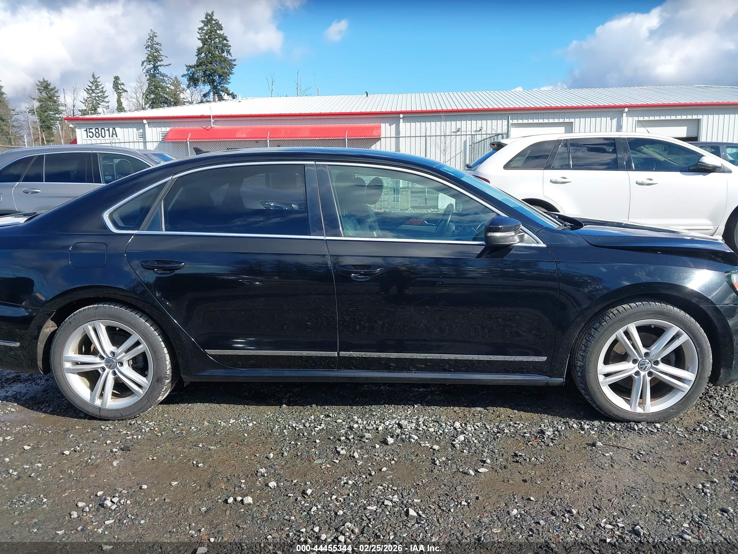 2013 Volkswagen Passat 2.0l Tdi Sel Premium Черный vin: 1VWCN7A36DC122296