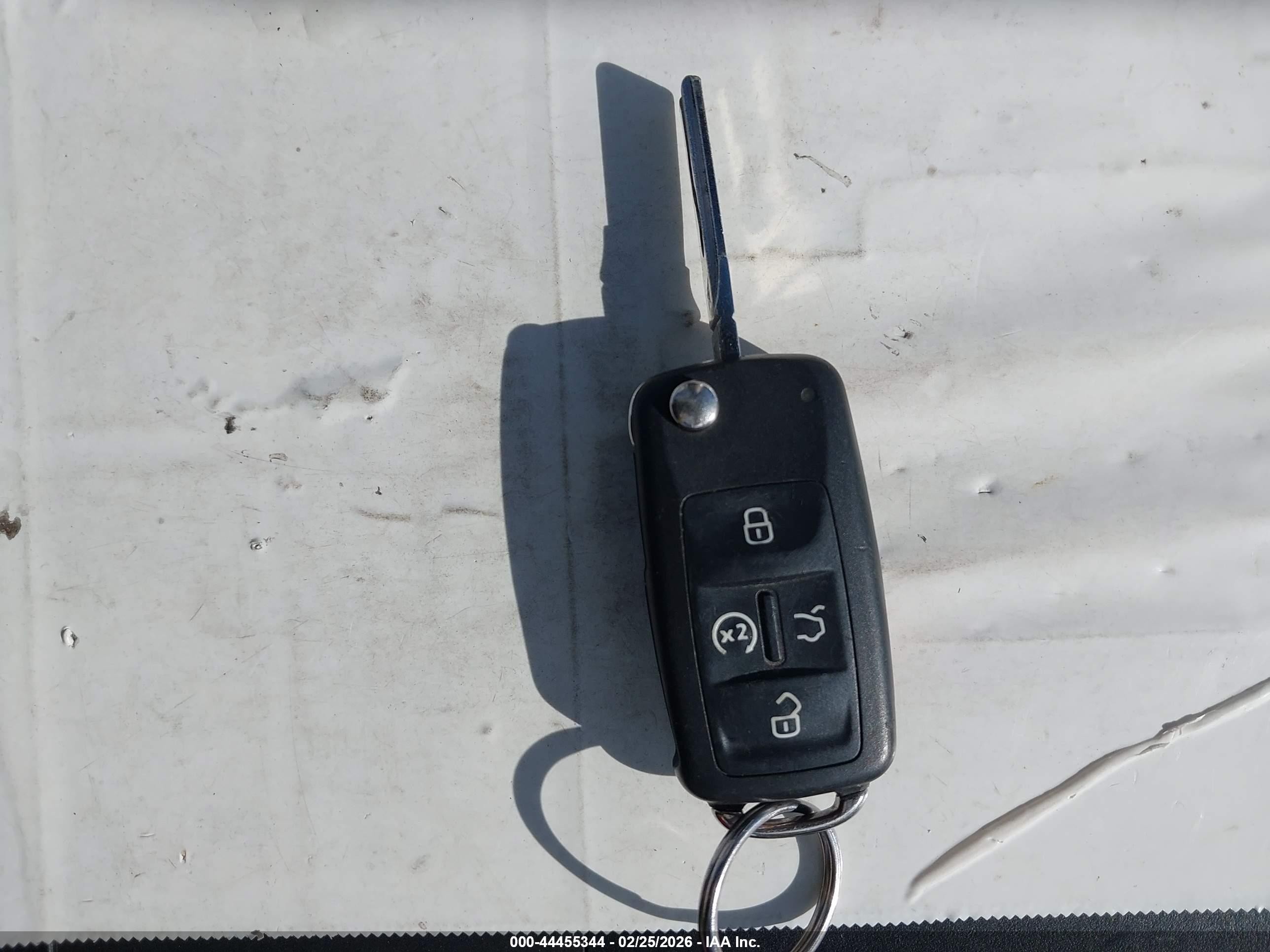 2013 Volkswagen Passat 2.0l Tdi Sel Premium Черный vin: 1VWCN7A36DC122296