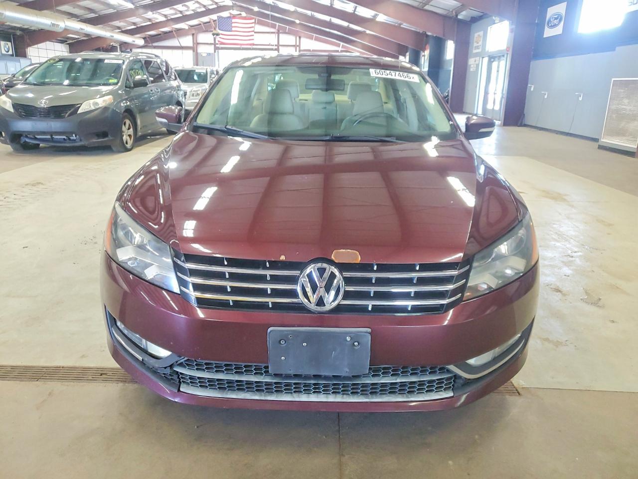 2013 Volkswagen Passat Sel Burgundy vin: 1VWCN7A36DC149353