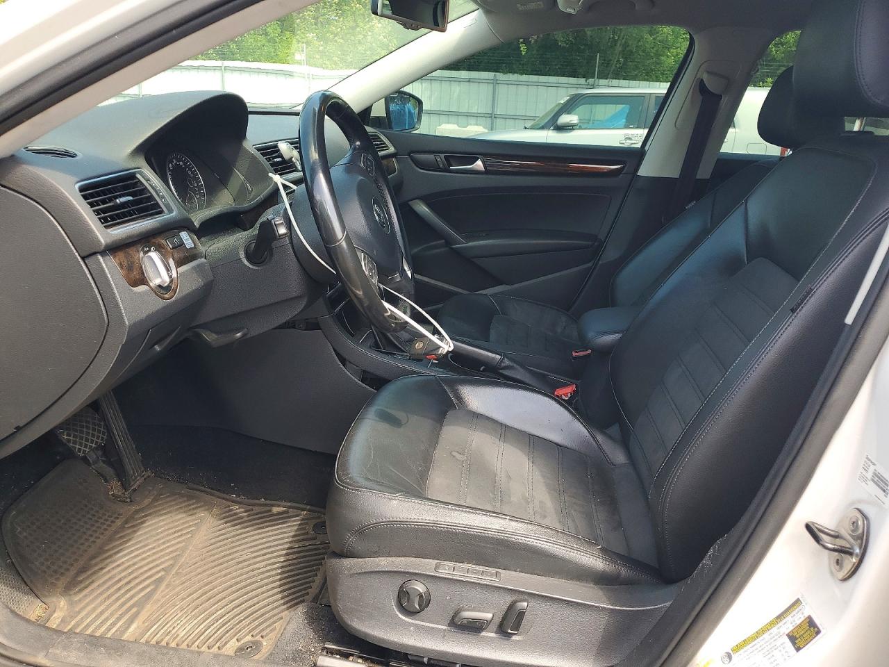 2014 Volkswagen Passat Sel Белый vin: 1VWCN7A36EC009627