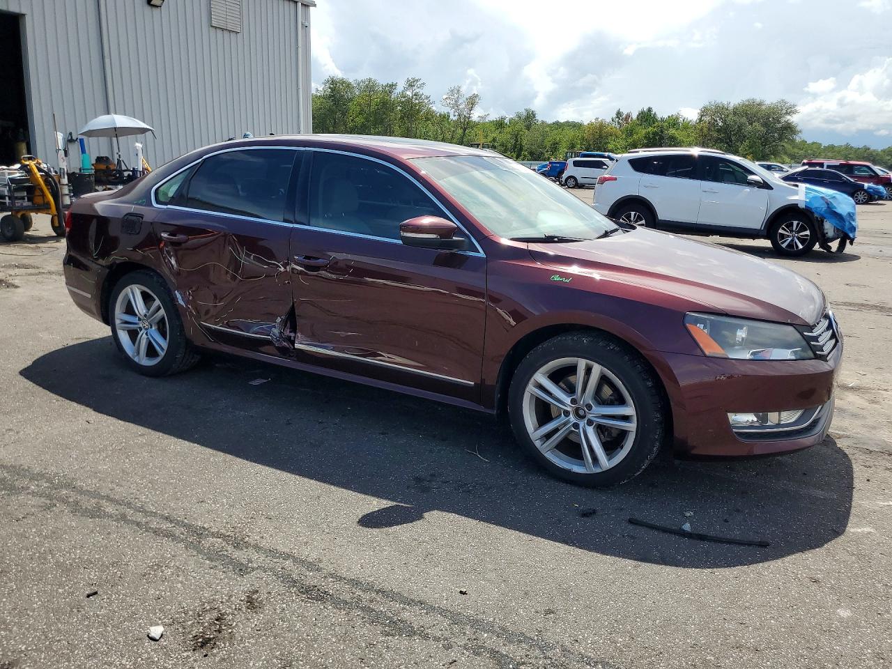 2014 Volkswagen Passat Sel Burgundy vin: 1VWCN7A36EC050968