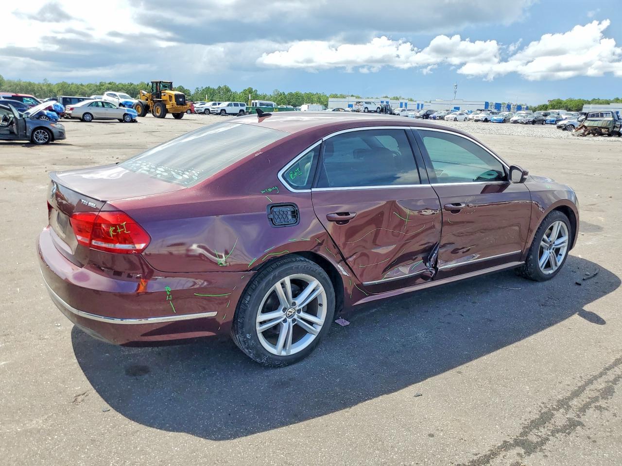 2014 Volkswagen Passat Sel Burgundy vin: 1VWCN7A36EC050968