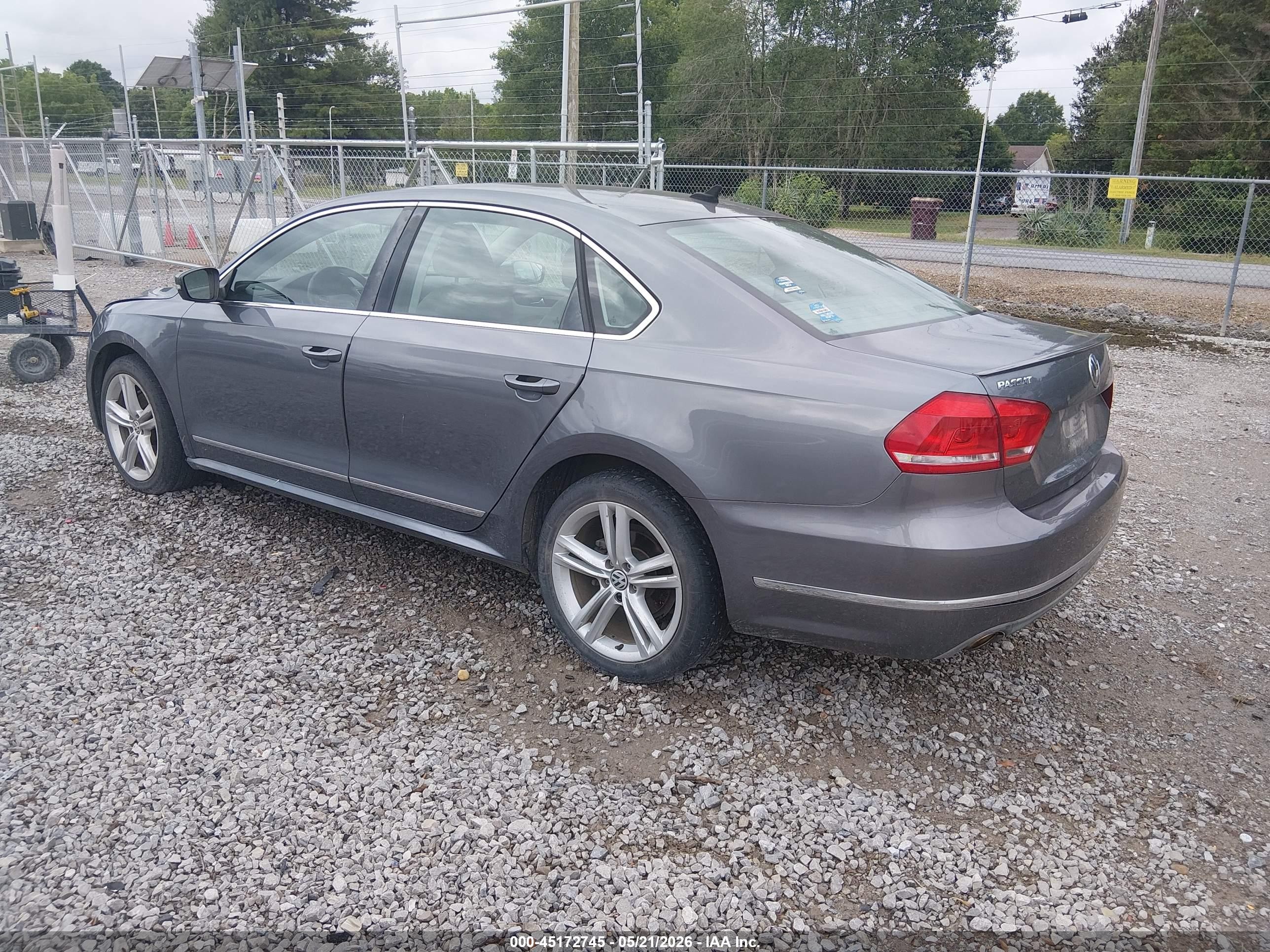 2014 Volkswagen Passat 2.0l Tdi Sel Premium Gray vin: 1VWCN7A36EC071593
