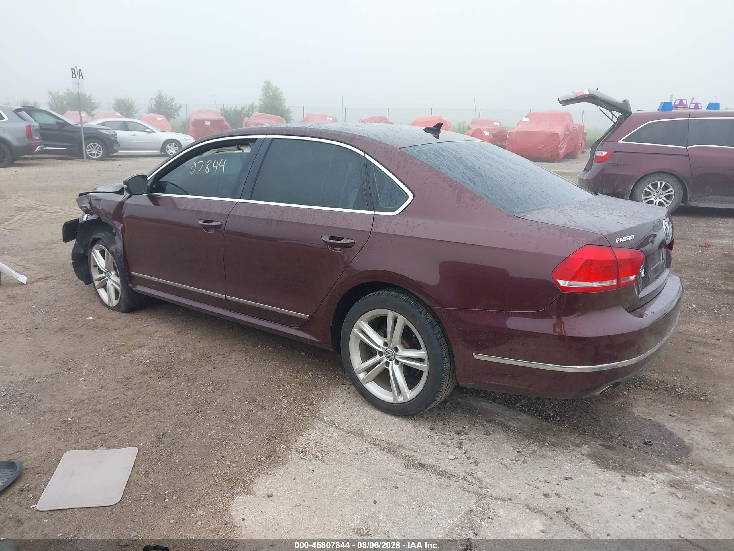 2014 Volkswagen Passat 2.0l Tdi Sel Premium Burgundy vin: 1VWCN7A36EC085803