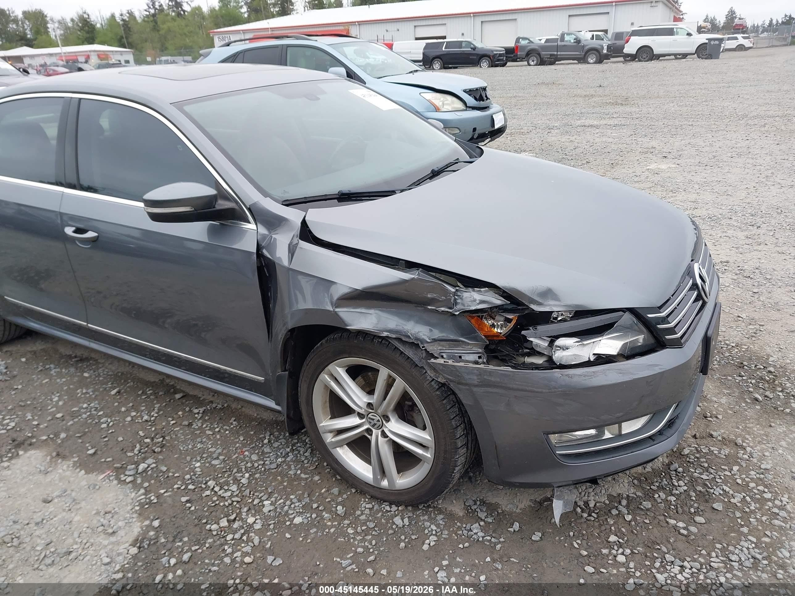 2013 Volkswagen Passat 2.0l Tdi Sel Premium Gray vin: 1VWCN7A37DC142072