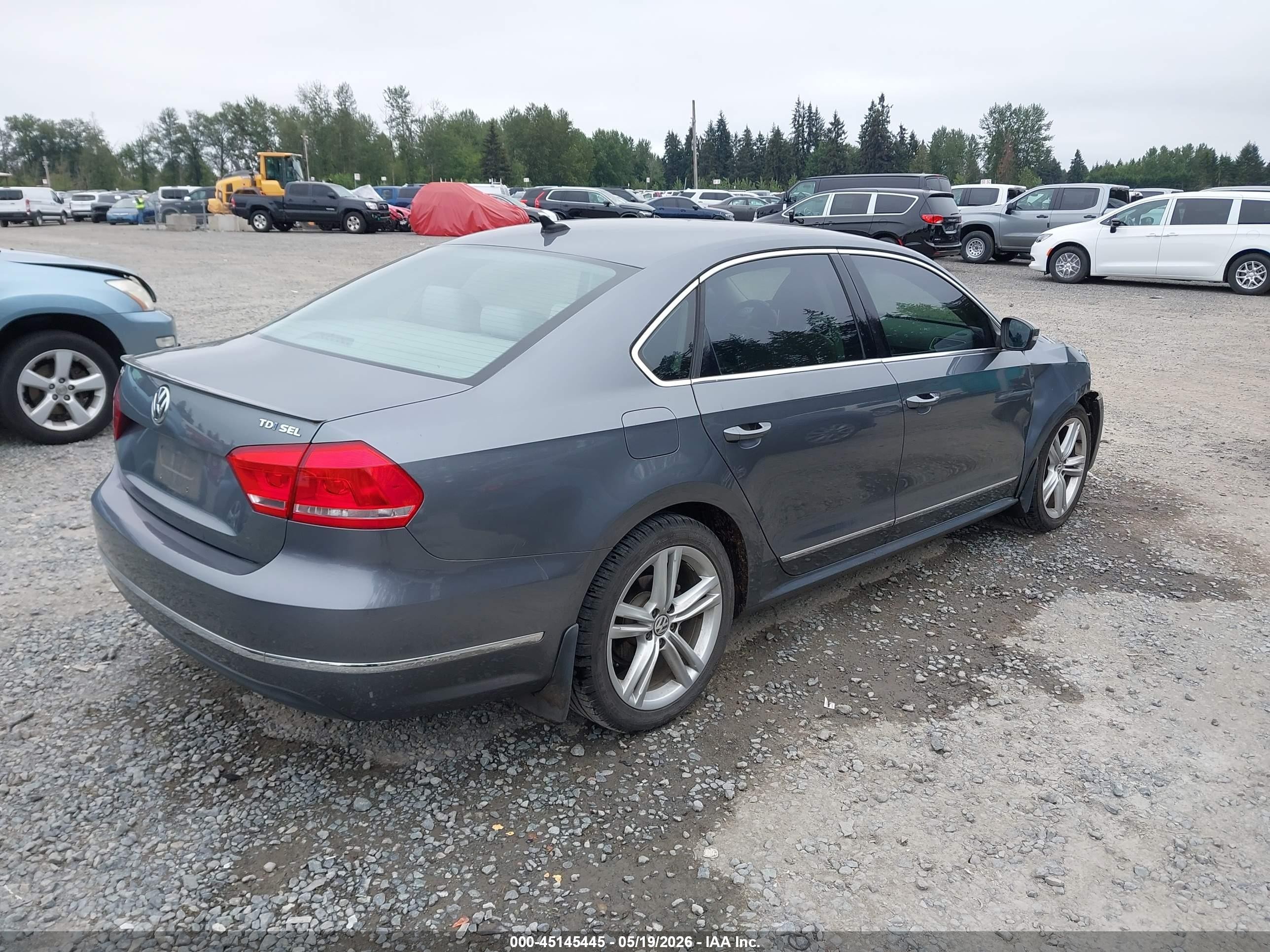 2013 Volkswagen Passat 2.0l Tdi Sel Premium Gray vin: 1VWCN7A37DC142072