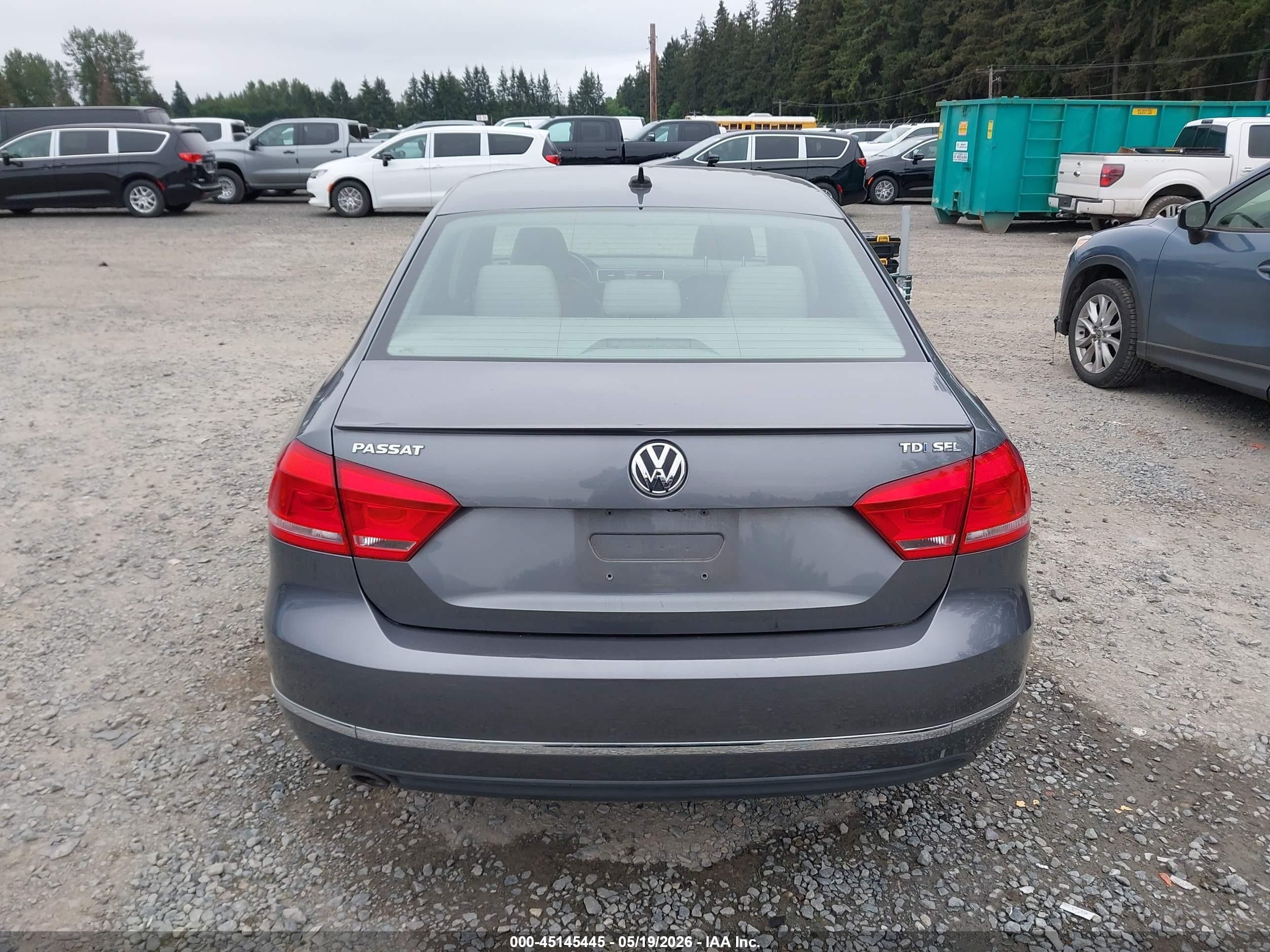 2013 Volkswagen Passat 2.0l Tdi Sel Premium Gray vin: 1VWCN7A37DC142072