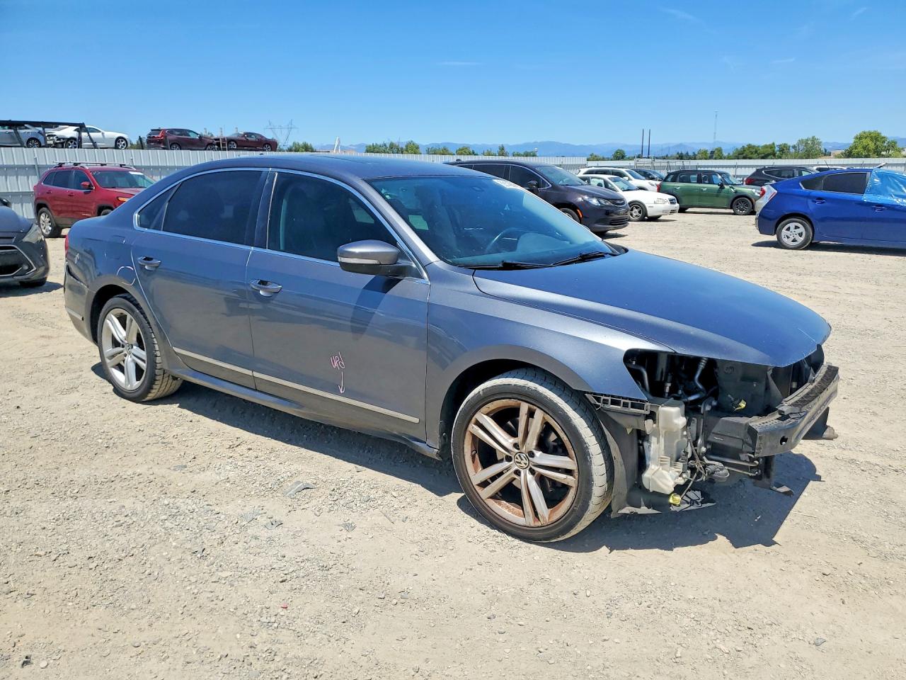 2014 Volkswagen Passat Sel Gray vin: 1VWCN7A37EC012925