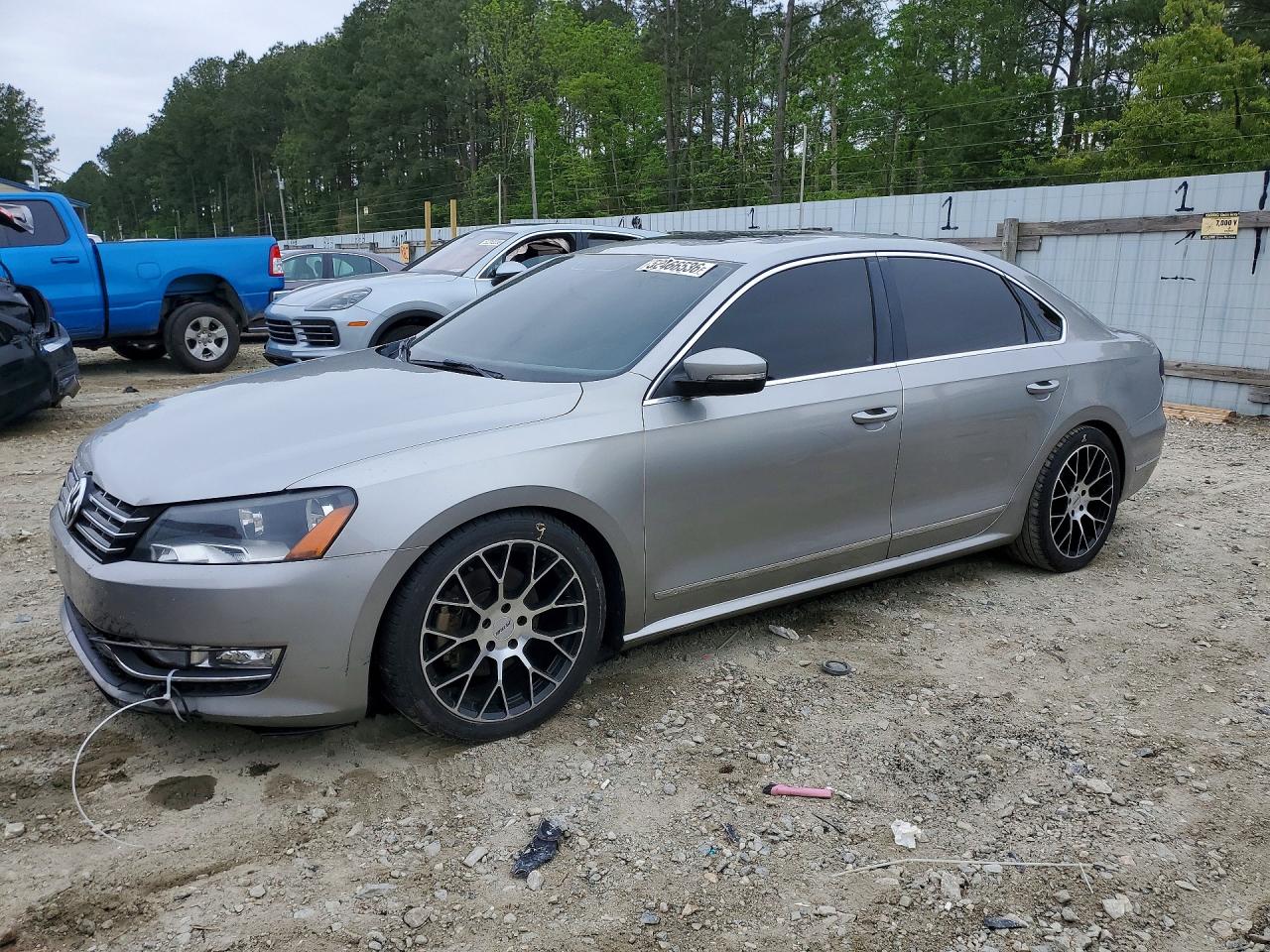 2013 Volkswagen Passat Sel Silver vin: 1VWCN7A38DC027951