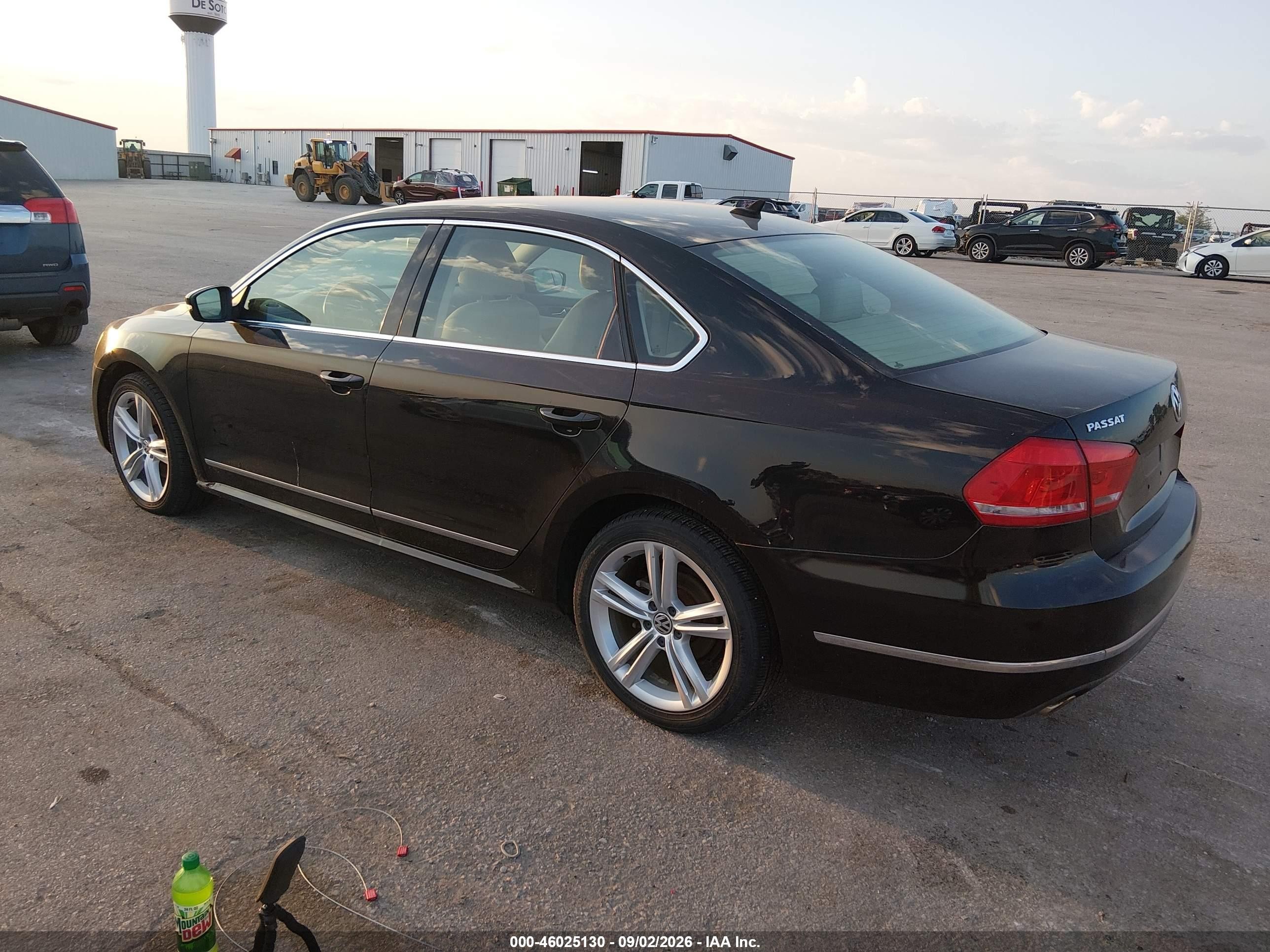 2013 Volkswagen Passat 2.0l Tdi Sel Premium Black vin: 1VWCN7A38DC061114