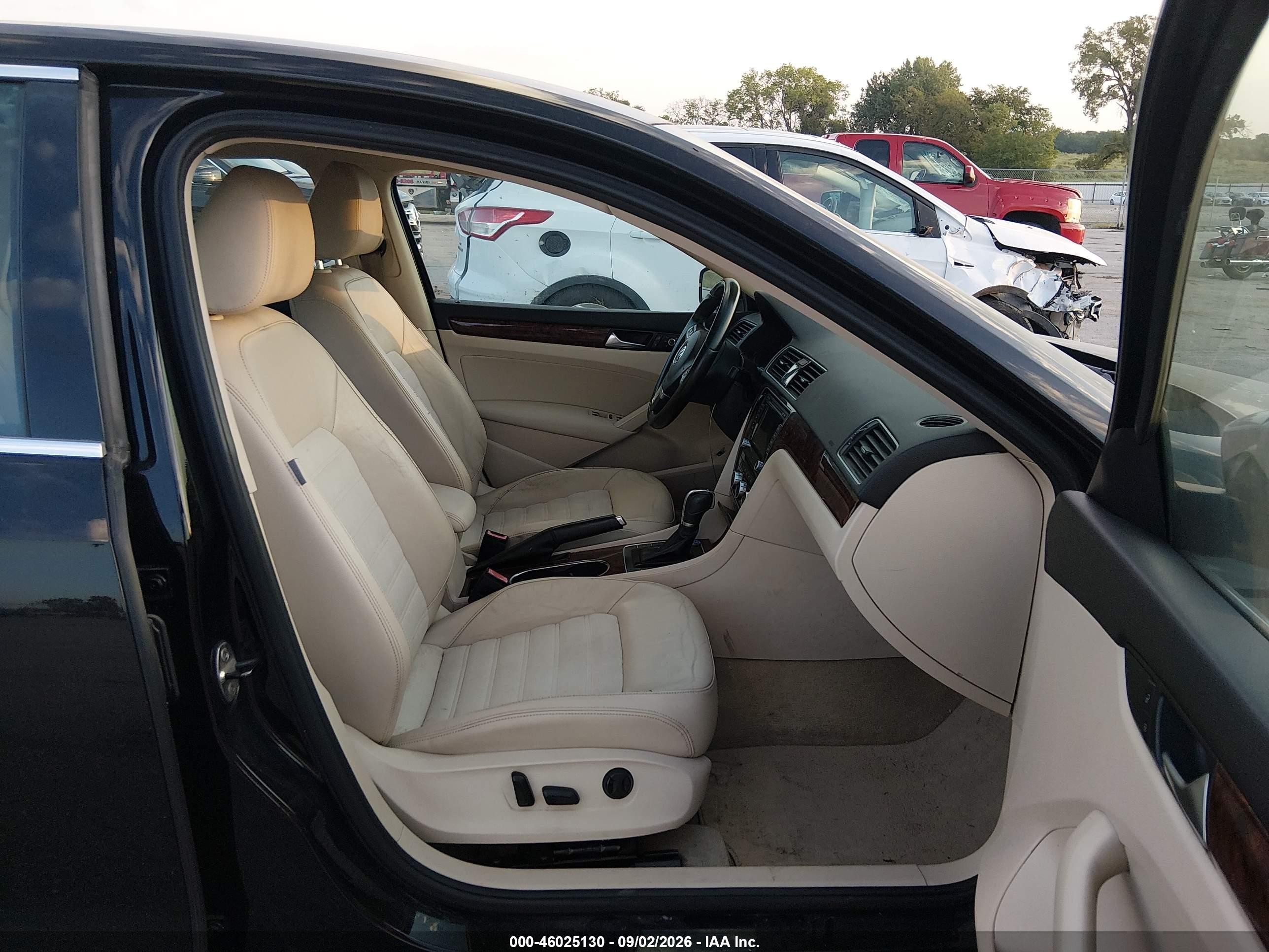2013 Volkswagen Passat 2.0l Tdi Sel Premium Black vin: 1VWCN7A38DC061114