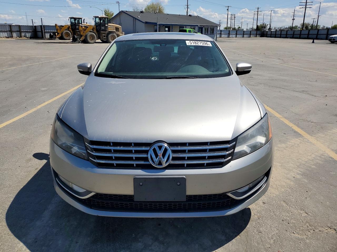 2013 Volkswagen Passat Sel Silver vin: 1VWCN7A38DC077393