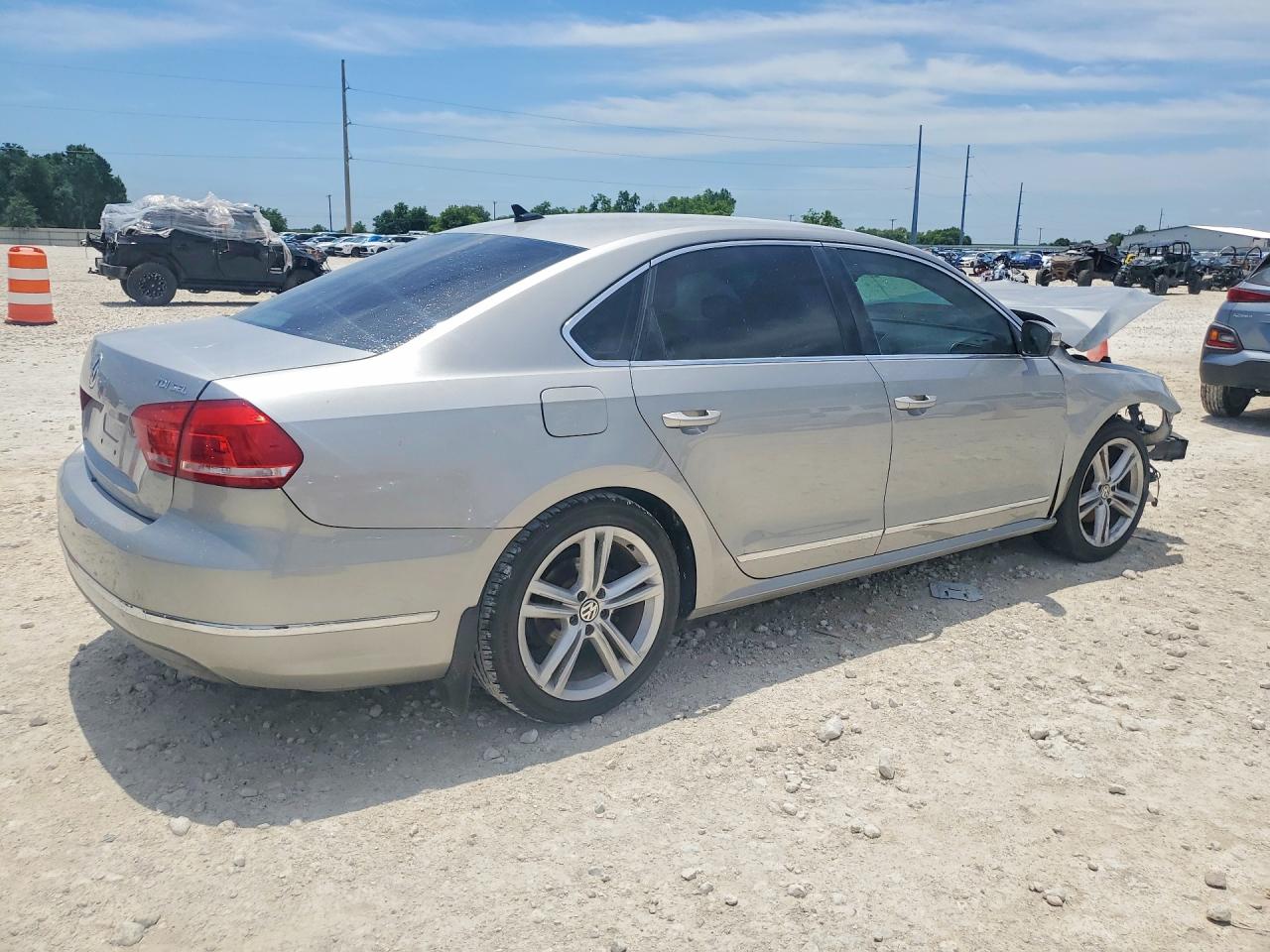 2013 Volkswagen Passat Sel Gray vin: 1VWCN7A38DC088488
