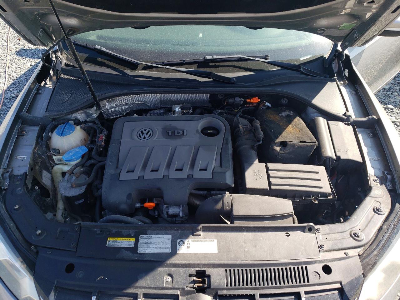 2013 Volkswagen Passat Sel Silver vin: 1VWCN7A38DC116046