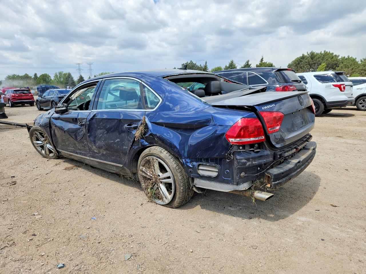 2013 Volkswagen Passat Sel Синий vin: 1VWCN7A38DC138273
