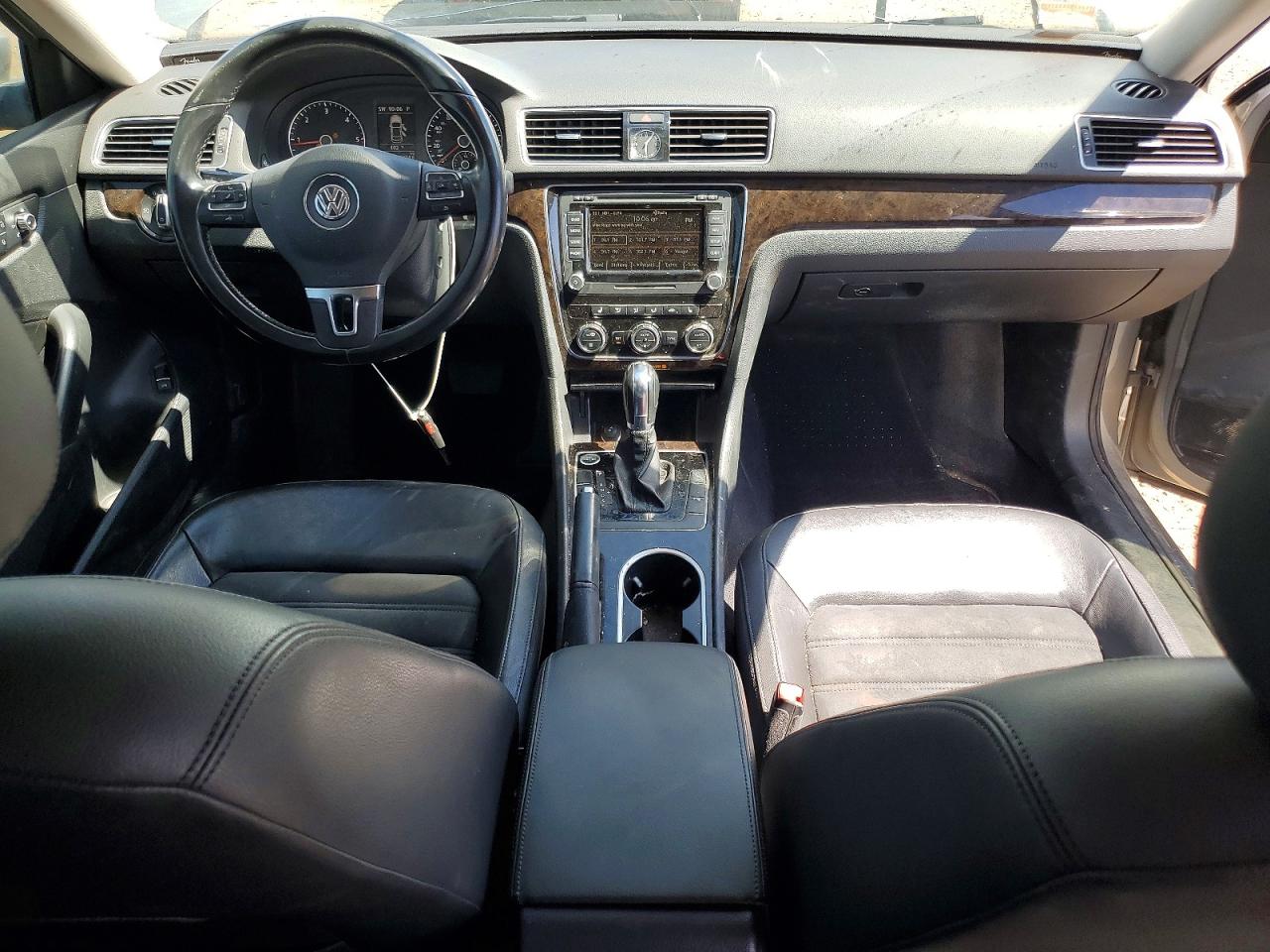 2014 Volkswagen Passat Sel Gray vin: 1VWCN7A38EC026817