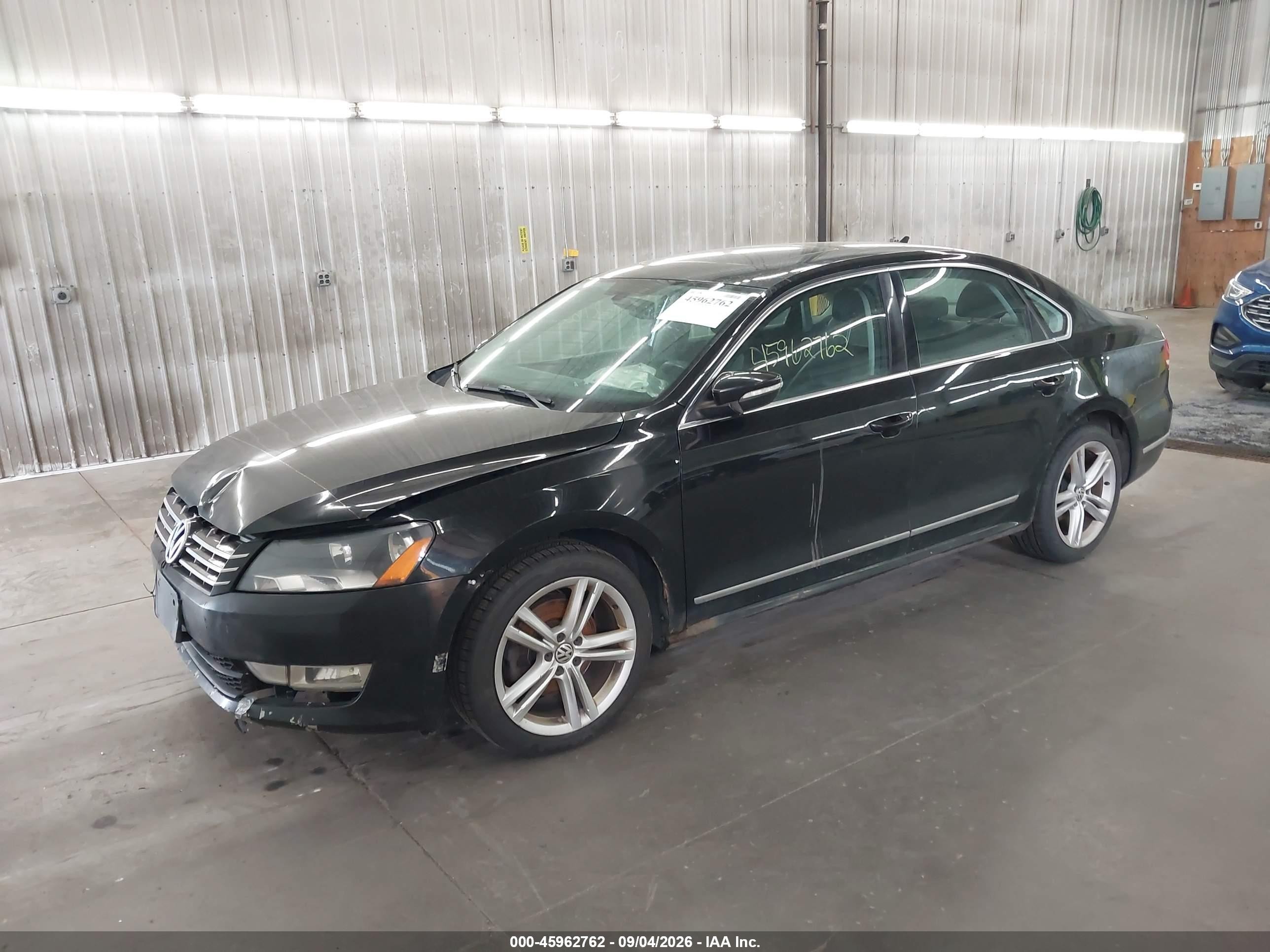 2012 Volkswagen Passat 2.0l Tdi Sel Premium Черный vin: 1VWCN7A39CC059872