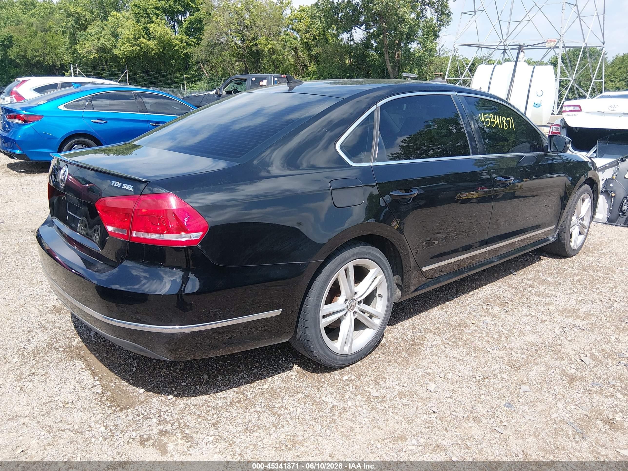 2013 Volkswagen Passat 2.0l Tdi Sel Premium Black vin: 1VWCN7A39DC061171